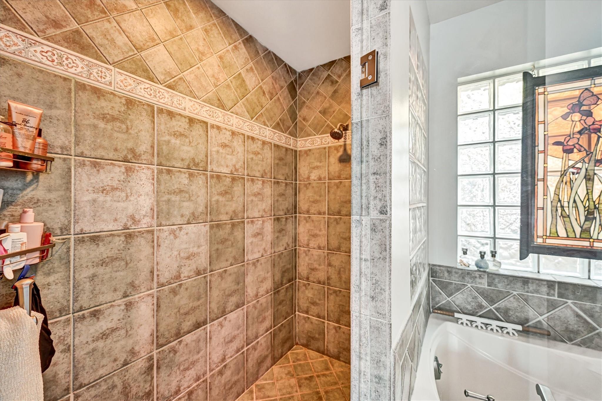 11350 NW 1st Place, Coral Springs, FL 33071