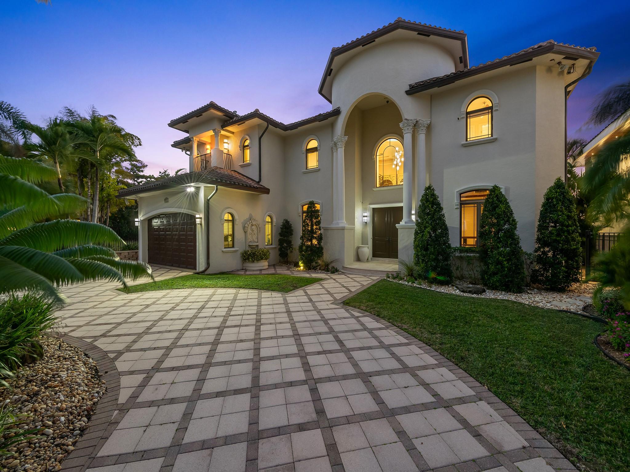 1965 SE 21st Avenue, Fort Lauderdale, FL 33316