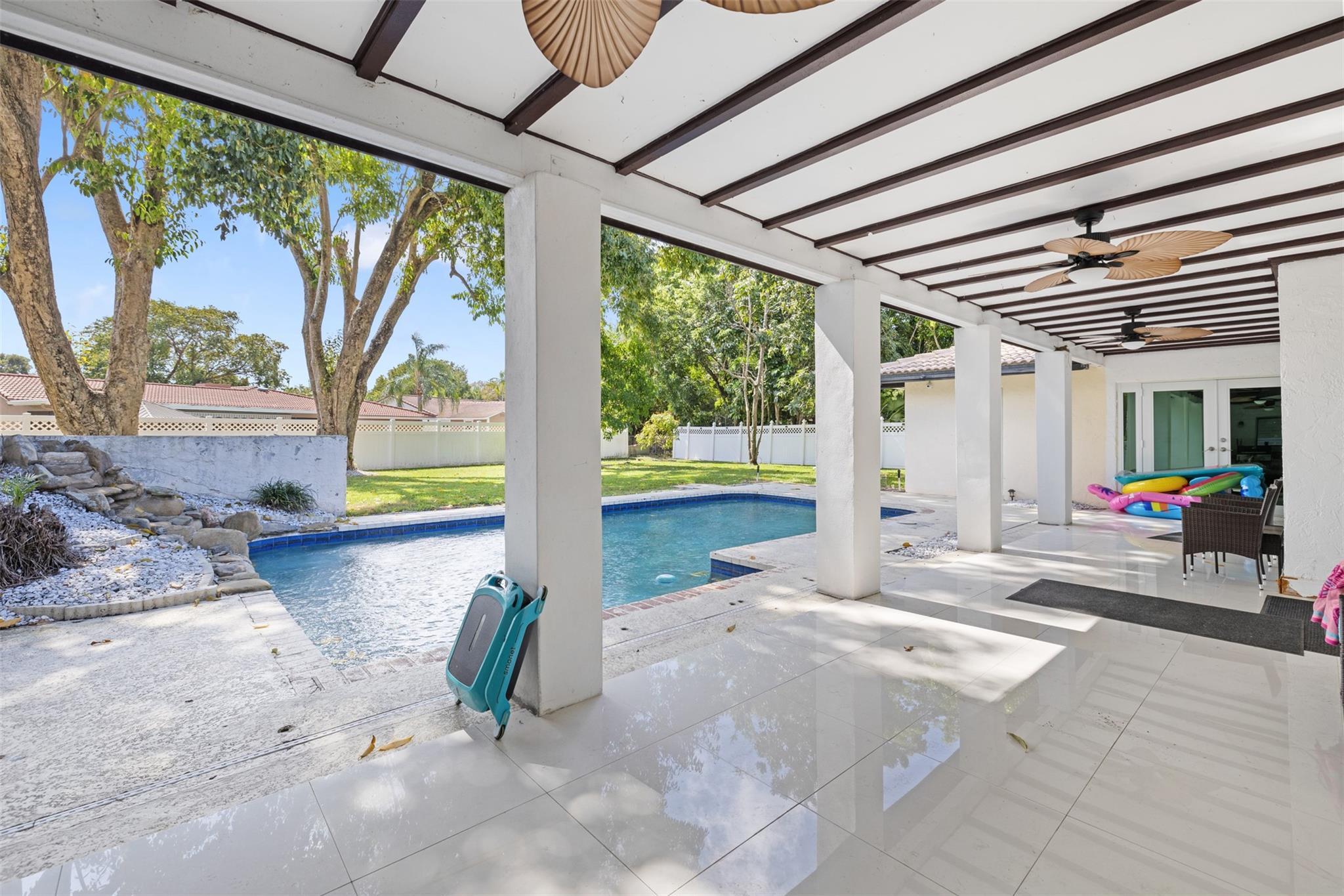 9902 NW 20th Street, Coral Springs, FL 33071