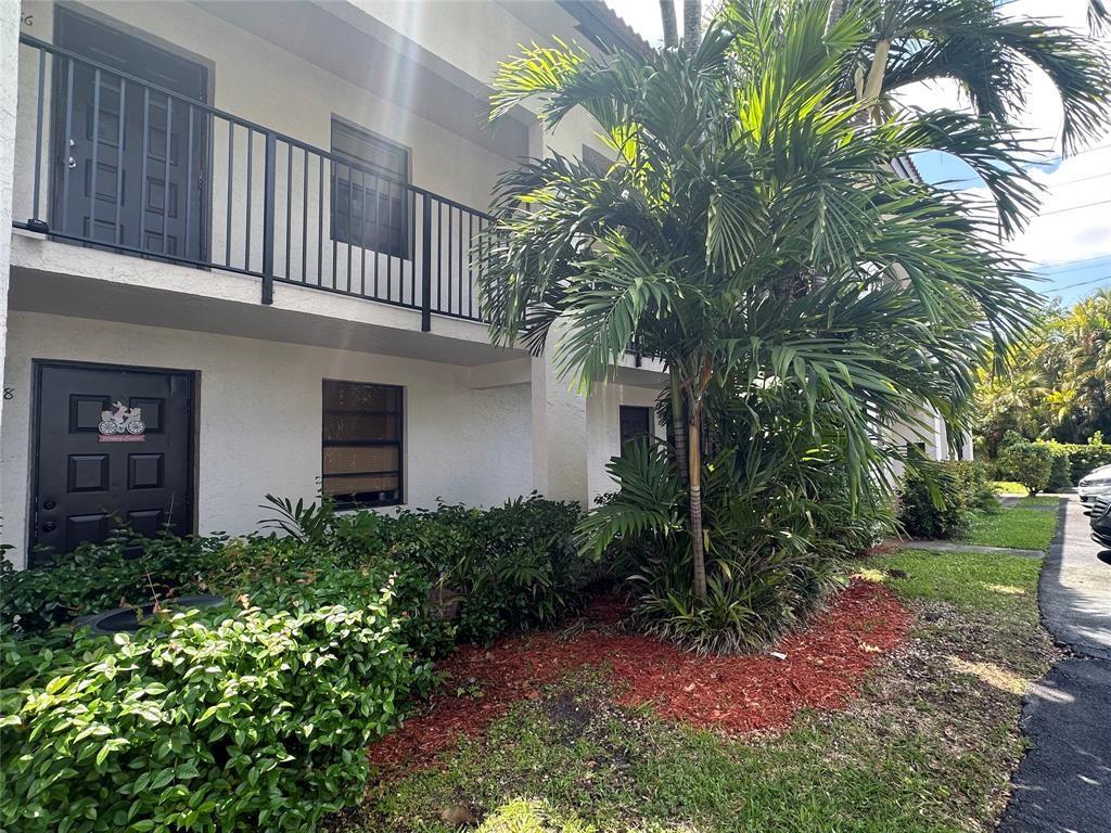 11676-1169 NW 45th Street 11676-11690, Coral Springs, FL 33065