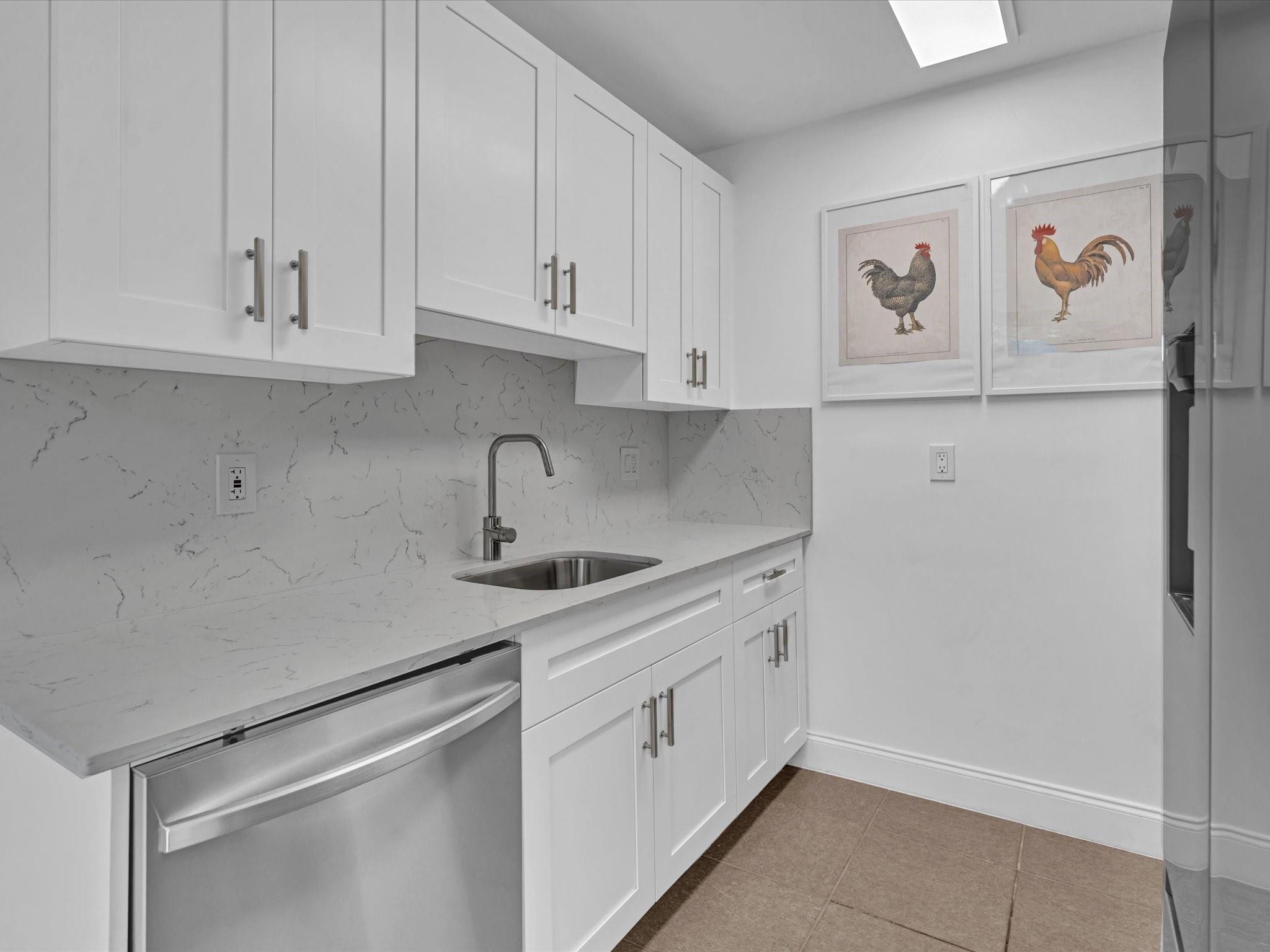 8911 NW 28th Drive E, Coral Springs, FL 33065