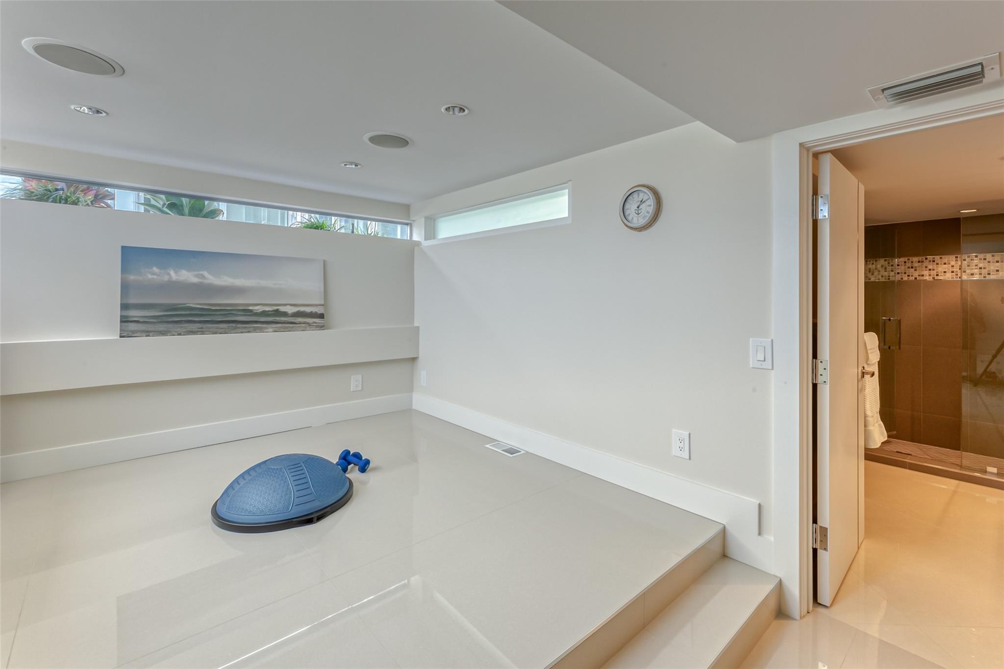 2200 Inlet Drive, Fort Lauderdale, FL 33316