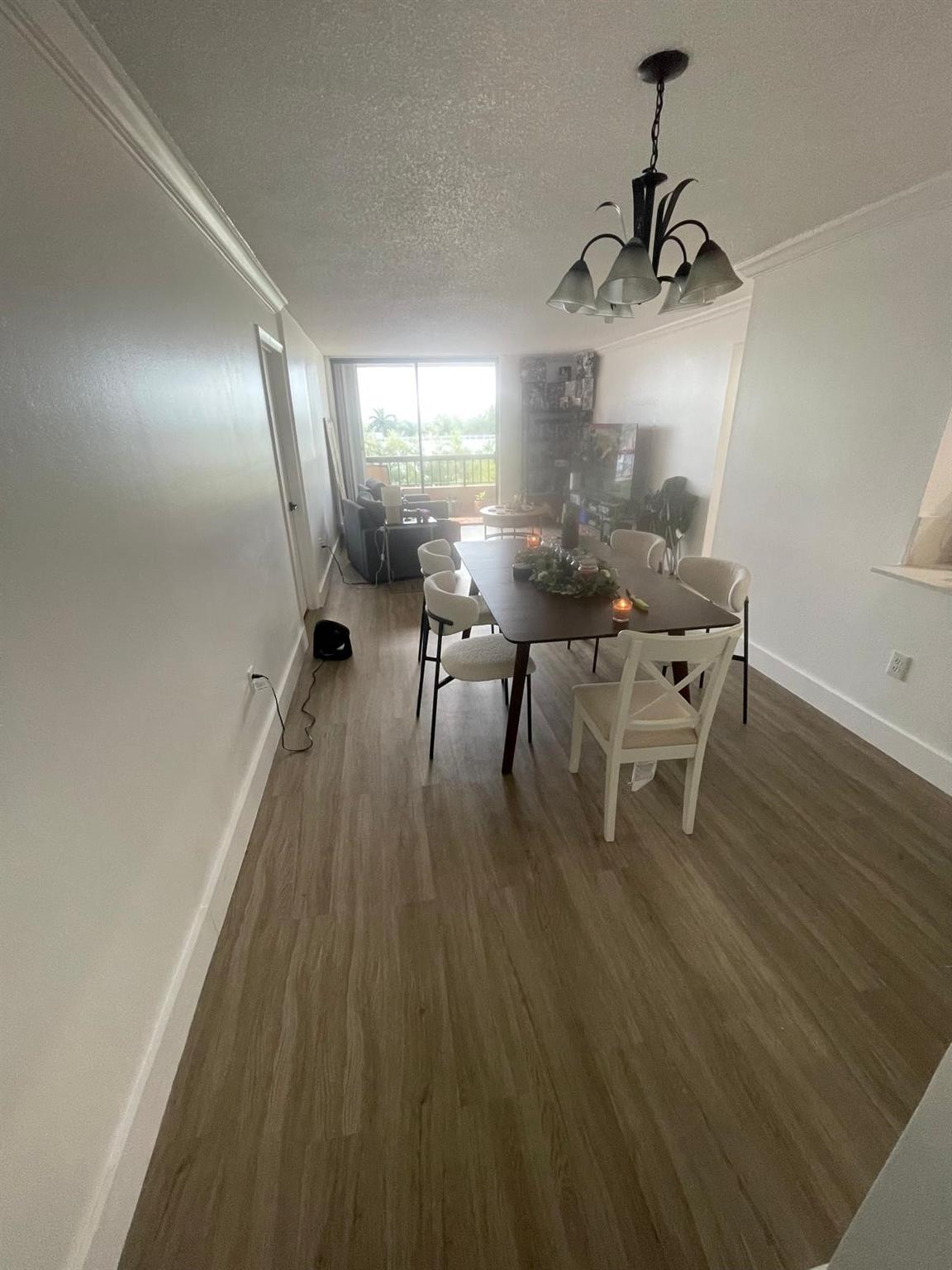 7040 Coral Way 502, Miami, FL 33155