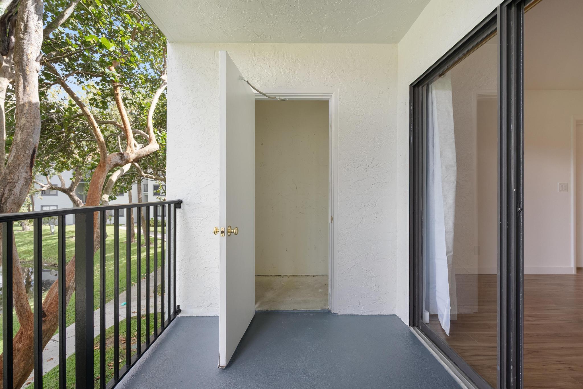 9144 W Atlantic Boulevard 823, Coral Springs, FL 33071