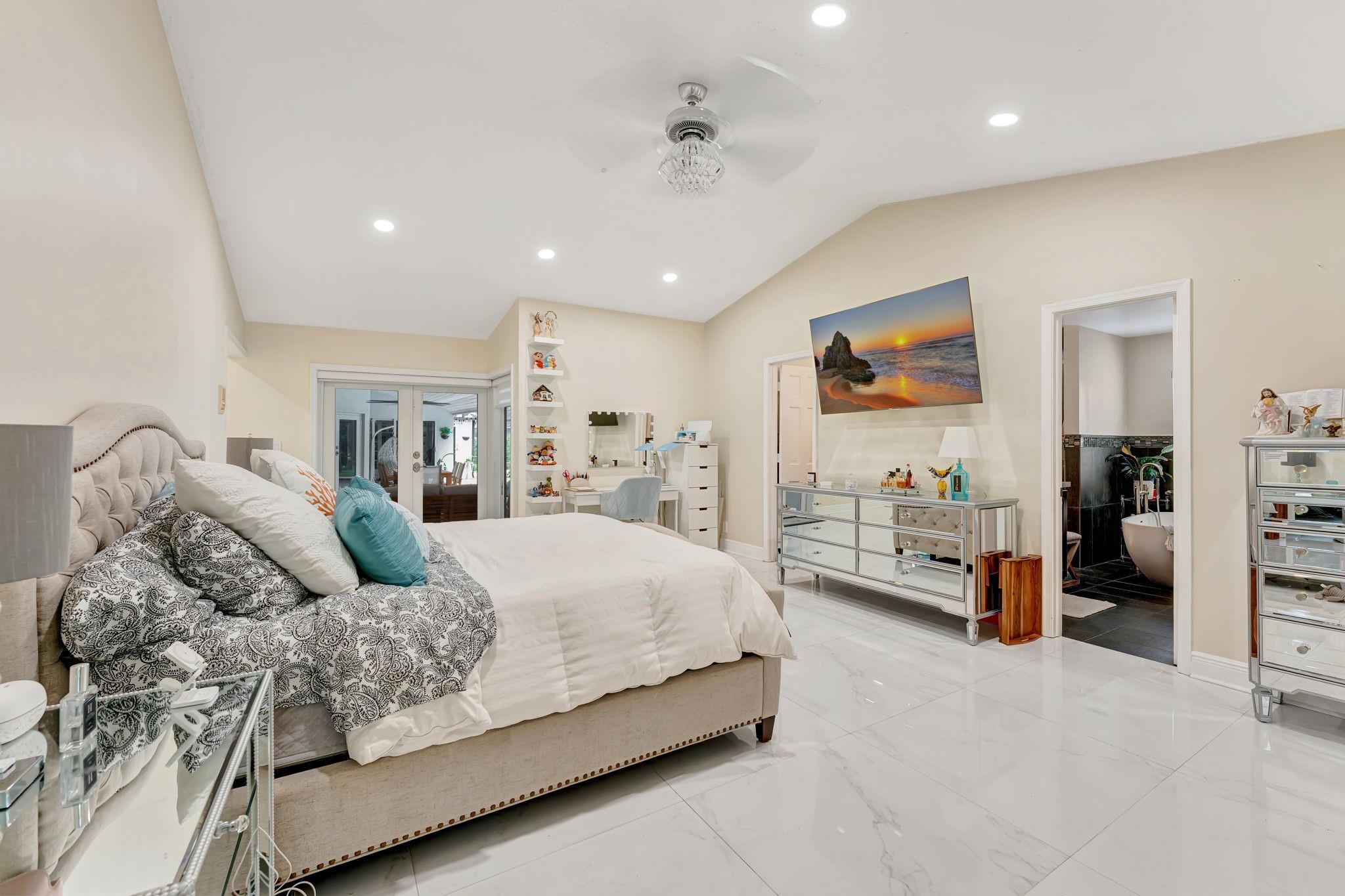 8140 NW 51st Place, Coral Springs, FL 33067