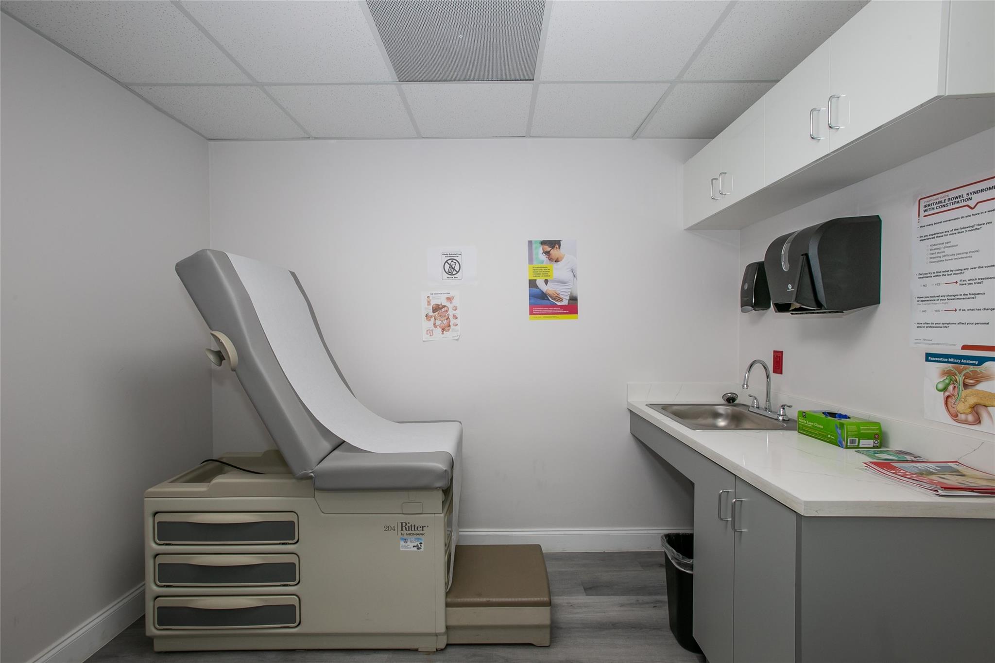 1500 N University Drive 100, Coral Springs, FL 33071