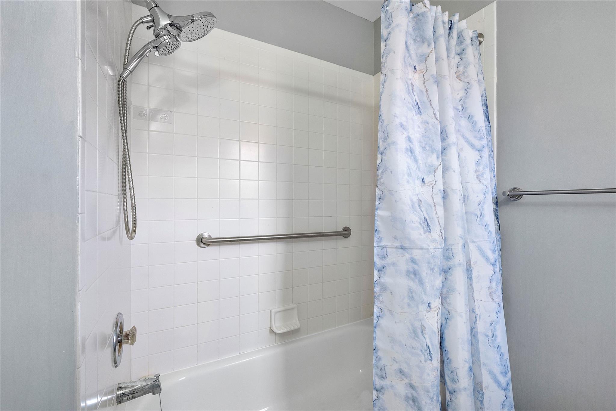 9664 Royal Palm Boulevard, Coral Springs, FL 33065