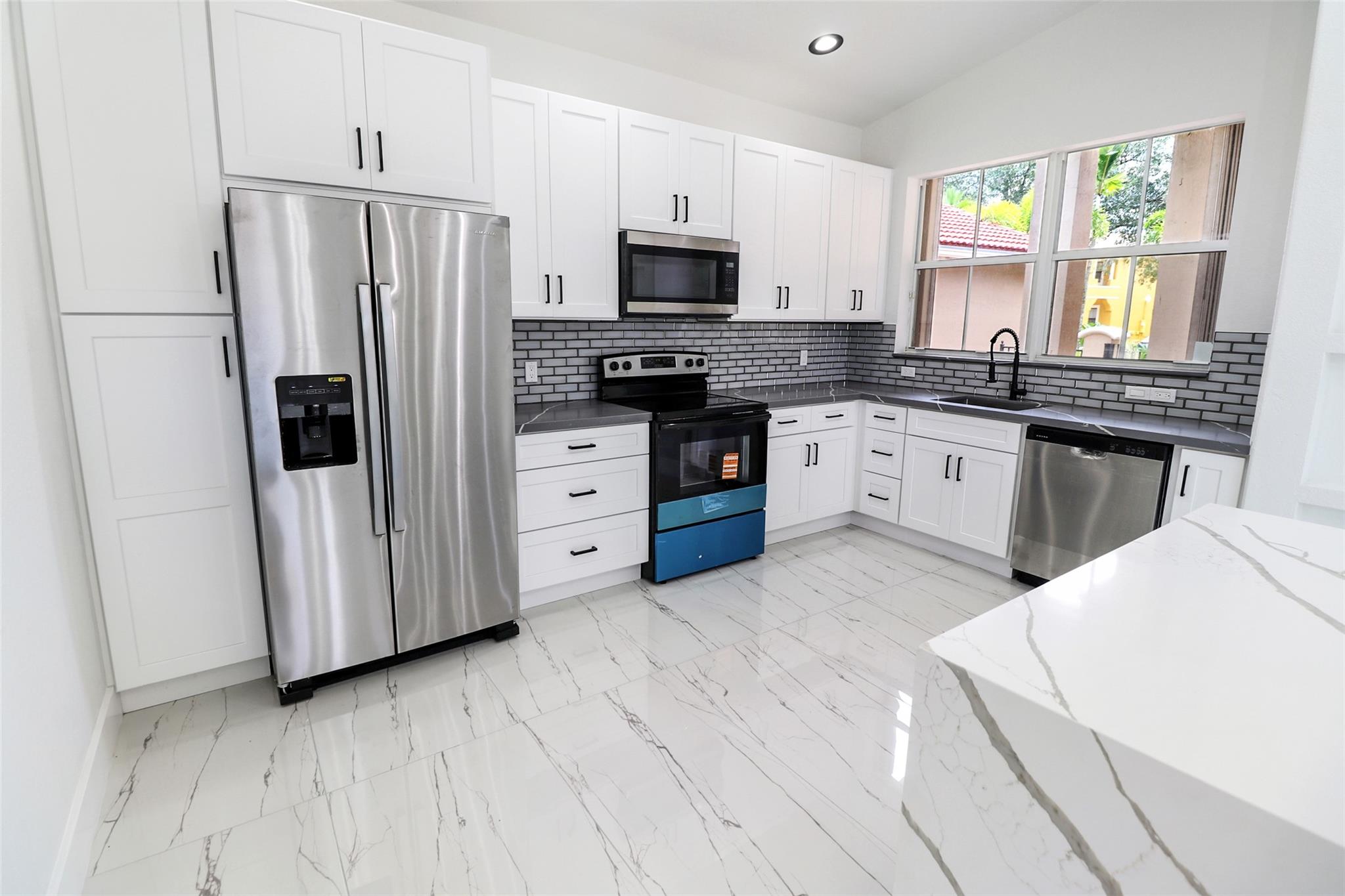 5824 NW 120th Avenue, Coral Springs, FL 33076