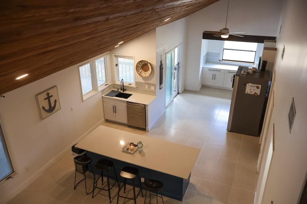 6945 150th Place, Palm Beach Gardens, FL 33418