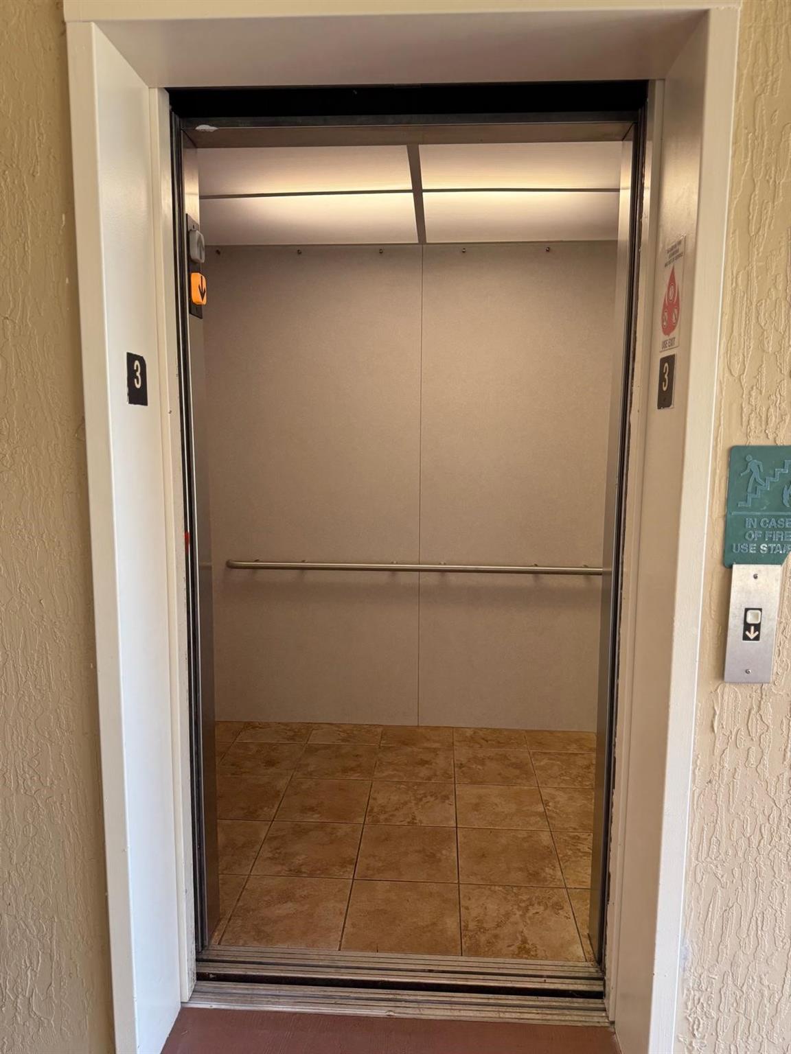 2941 Riverside Drive 303, Coral Springs, FL 33065