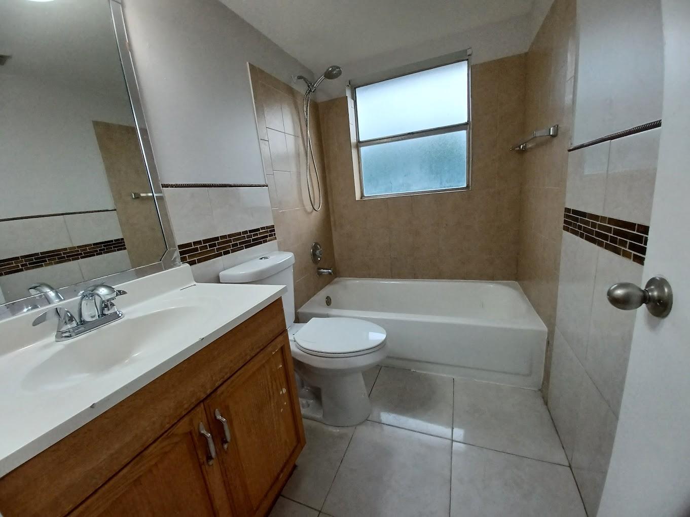 10036 Twin Lakes Drive 37F, Coral Springs, FL 33071