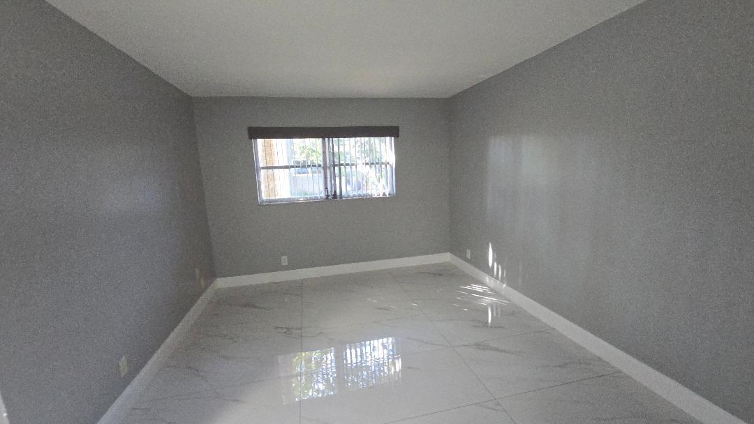 3000 Riverside Drive 111, Coral Springs, FL 33065