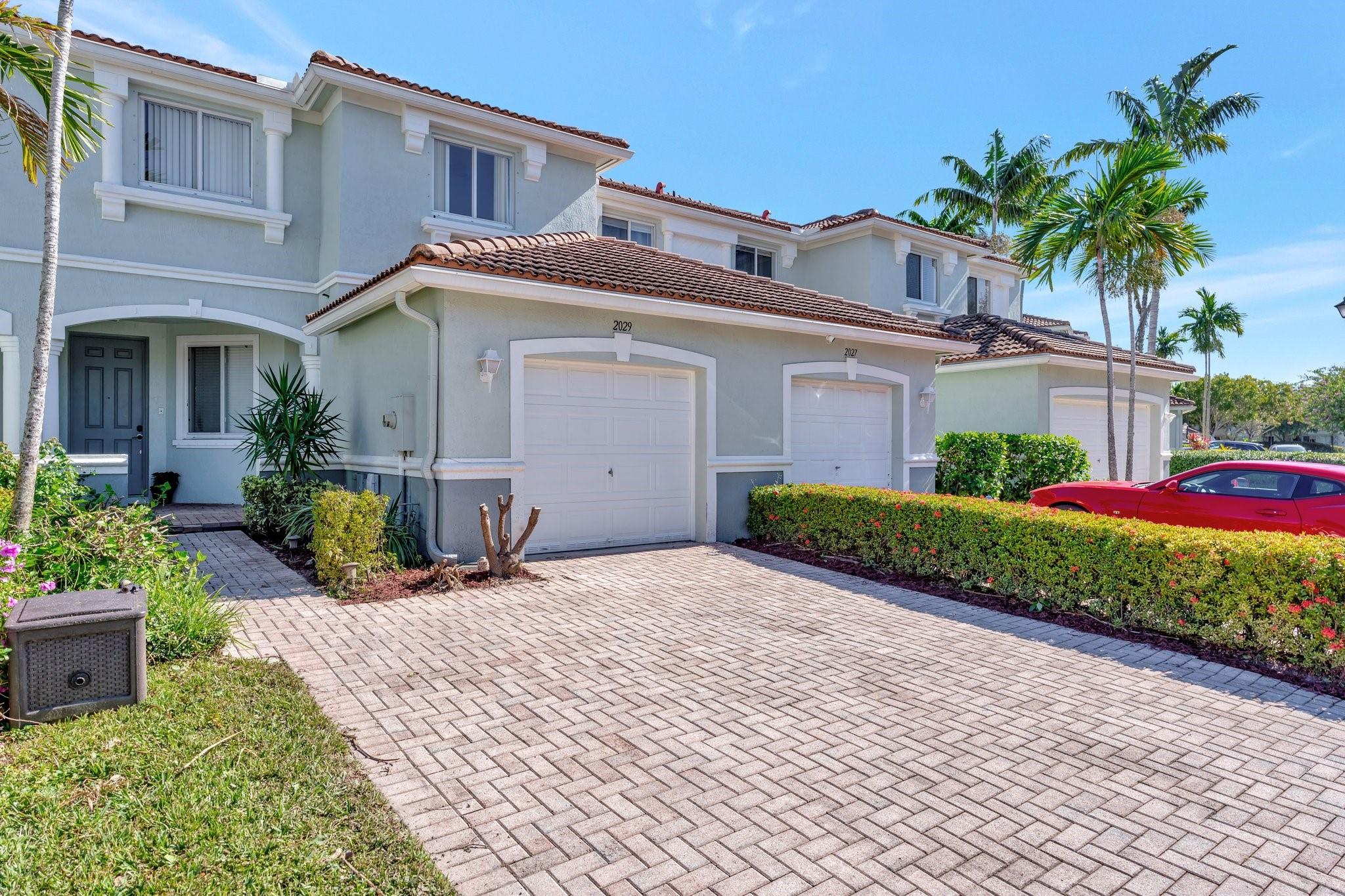 Photo for 2029 Oakhurst Way, Riviera Beach, FL 33404 - Listing #FX-10473220 2029 Oakhurst Way, Riviera Beach, FL 33404