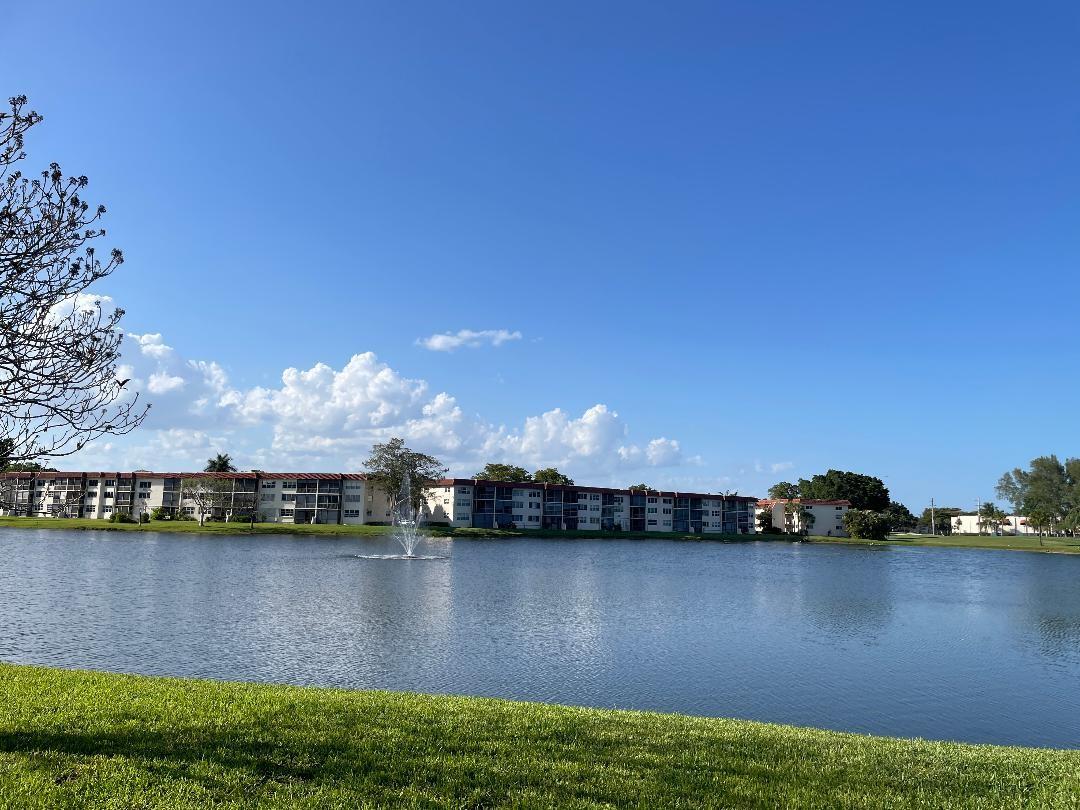 Photo for 9423 S Hollybrook Lake Drive, 203, Pembroke Pines, FL 33025 - Listing #FX-10497971 9423 S Hollybrook Lake Drive, 203, Pembroke Pines, FL 33025