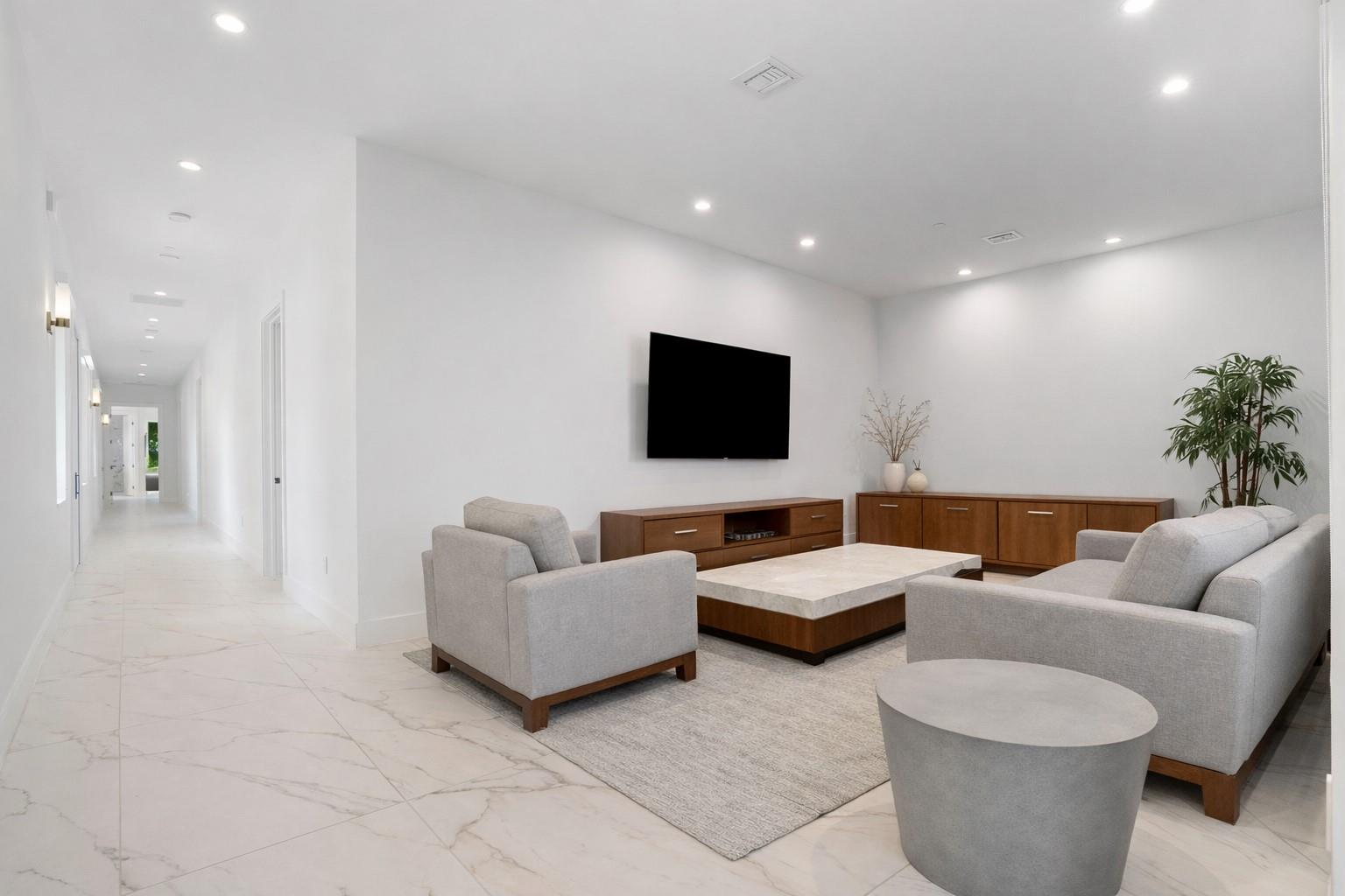 11861 NW 9 Street, Plantation, FL 33325