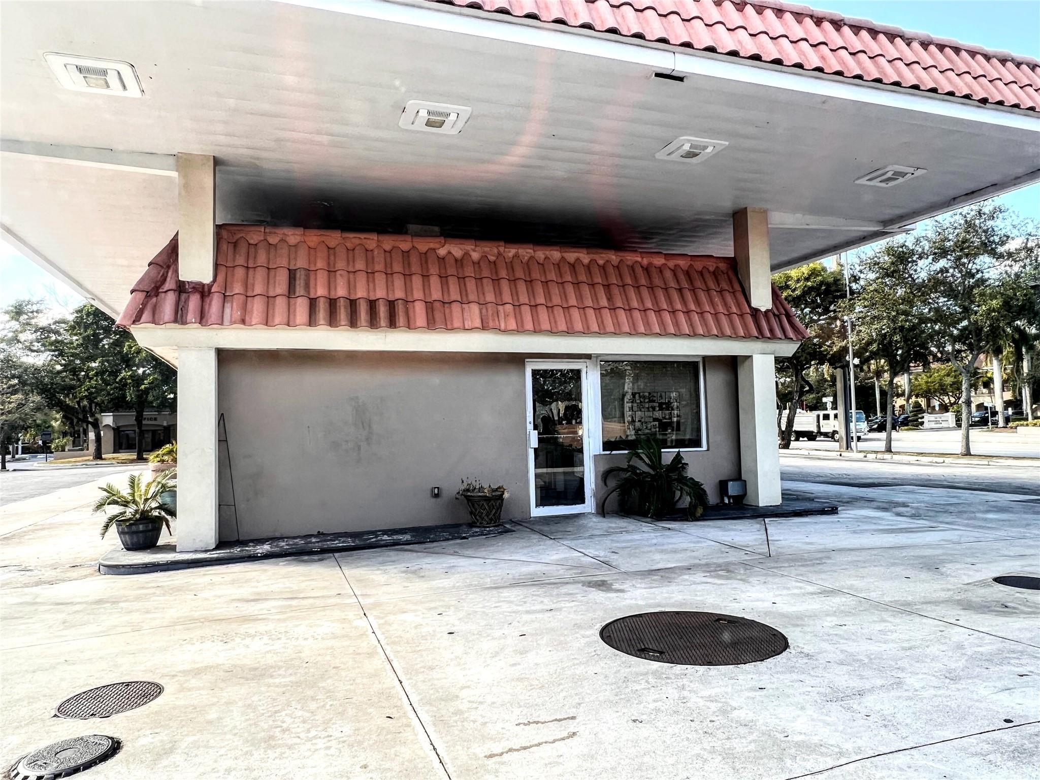 7380 Wiles Road, Coral Springs, FL 33067