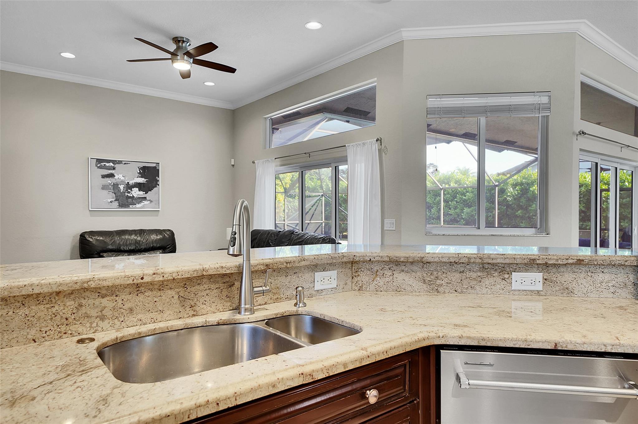 4983 NW 107th Avenue, Coral Springs, FL 33076