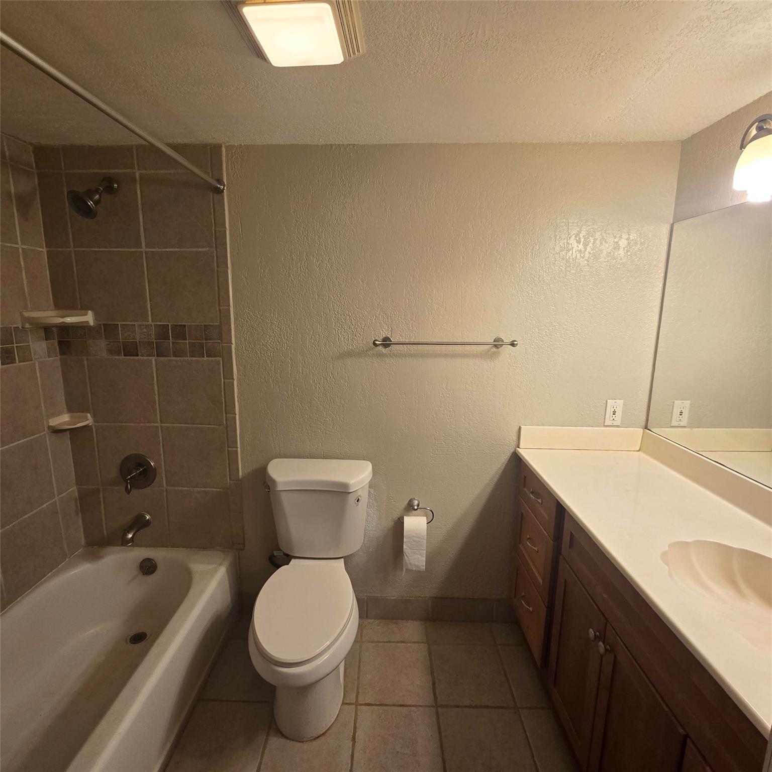 2850 Forest Hills Boulevard 315, Coral Springs, FL 33065