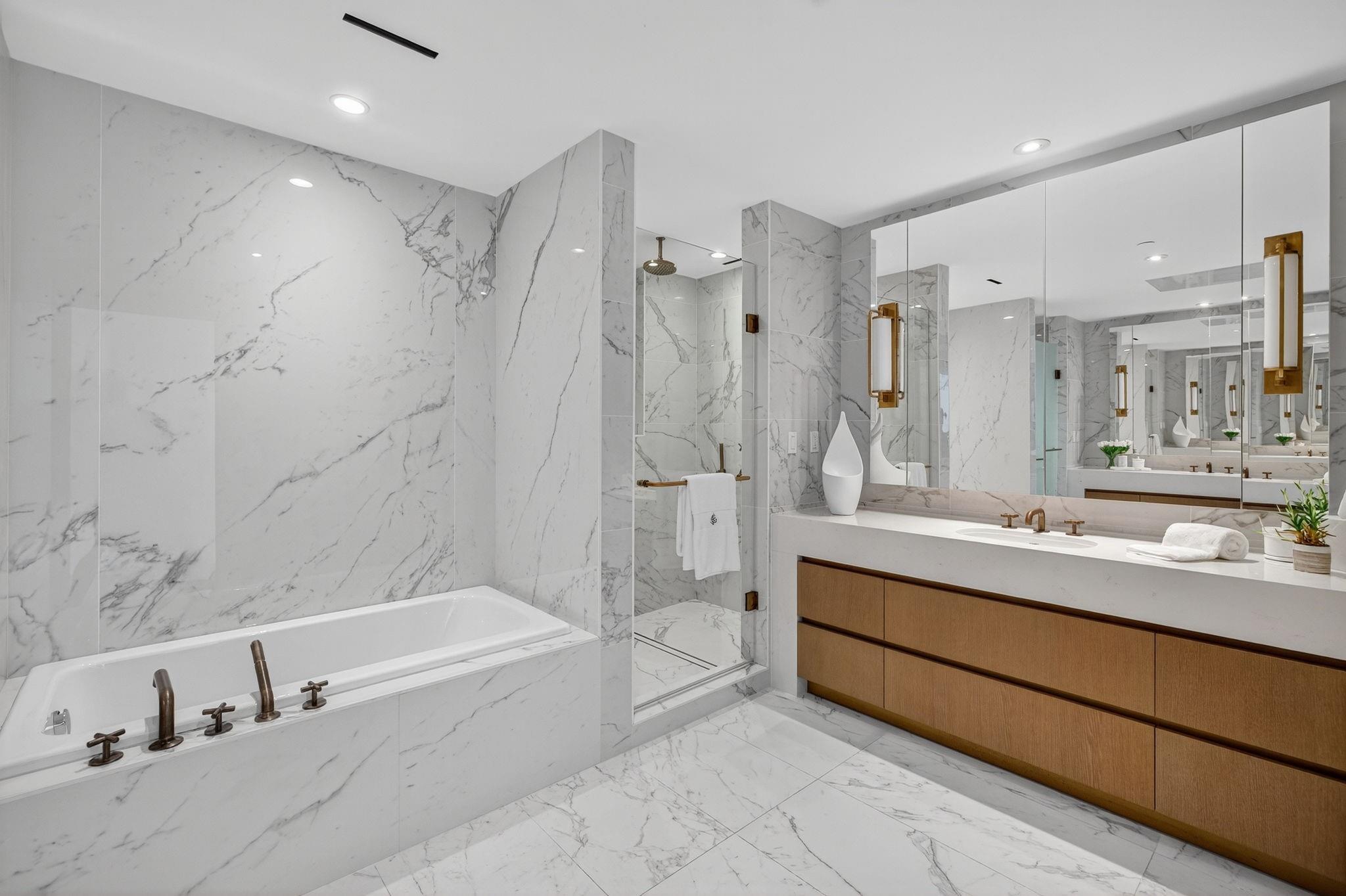 525 Fort Lauderdale Beach Boulevard 1902, Fort Lauderdale, FL 33304