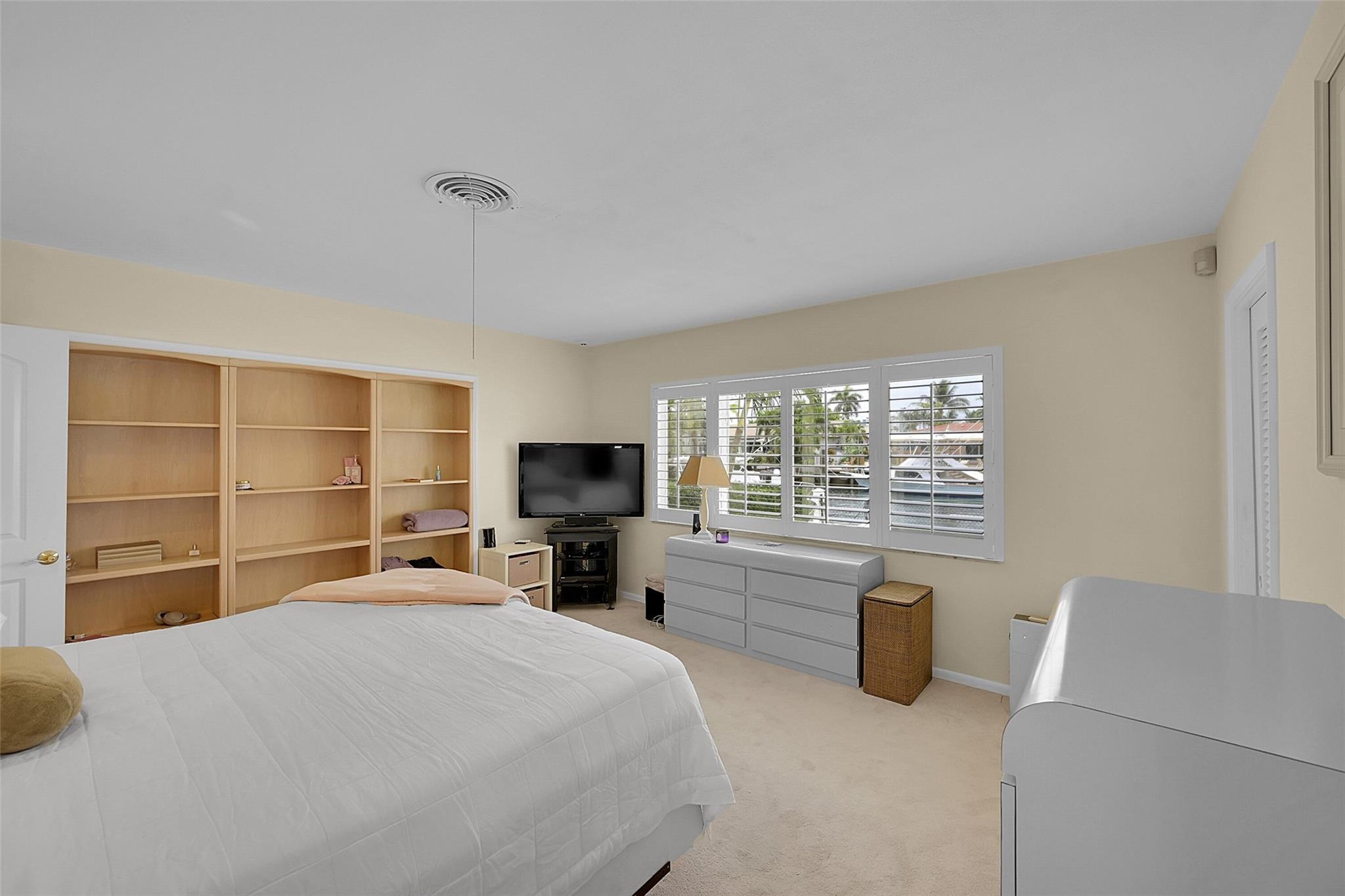 Photo for 2920 NE 23rd Street, Pompano Beach, FL 33062 - Listing #FX-10512875 2920 NE 23rd Street, Pompano Beach, FL 33062