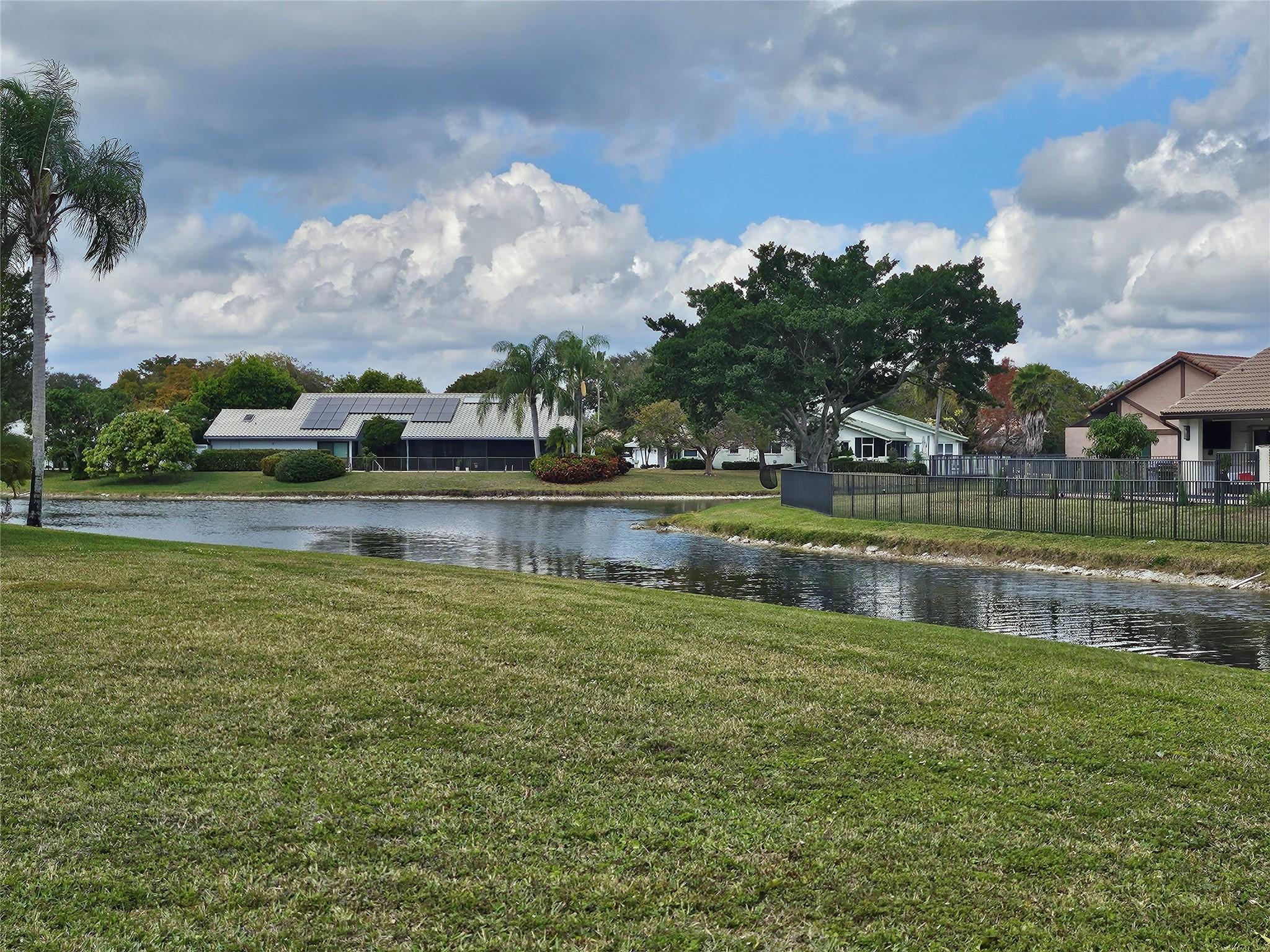 197 NW 113th Way, Coral Springs, FL 33071