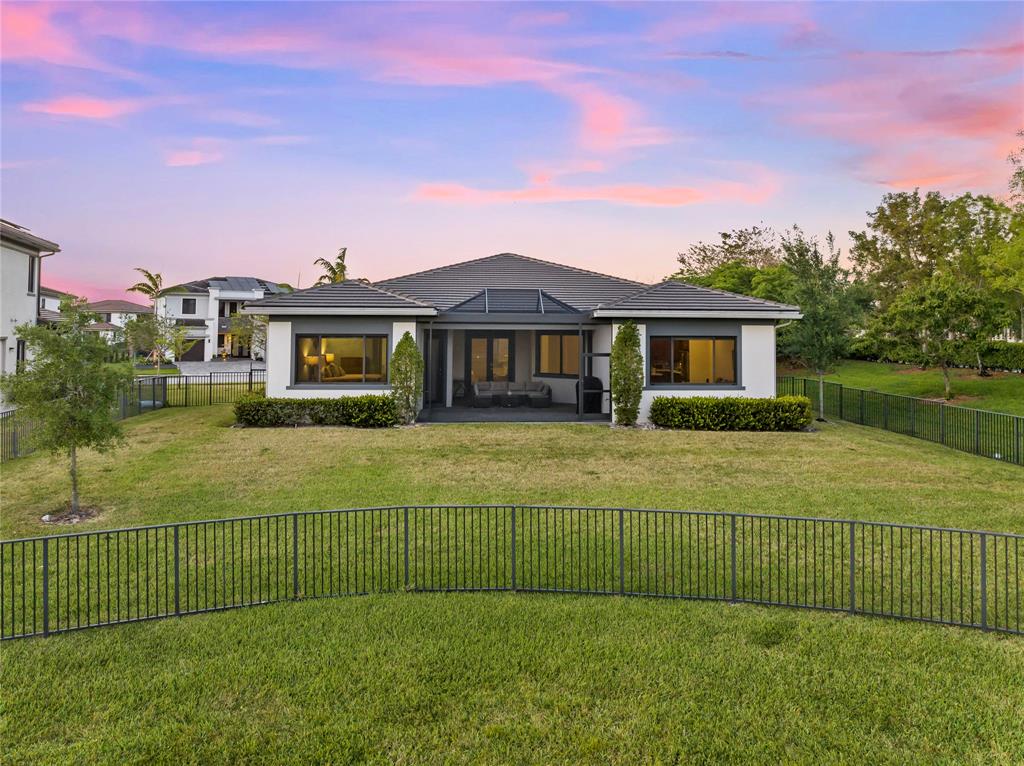 Photo for 10410 S Lago Vista Circle, Parkland, FL 33076 - Listing #FX-10434740 10410 S Lago Vista Circle, Parkland, FL 33076