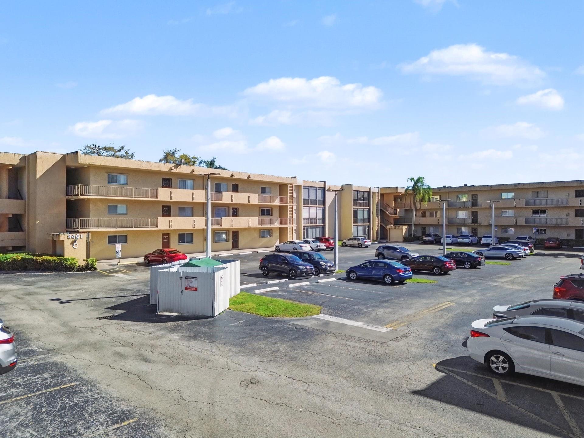 Photo for 8401 SW 107th Avenue 311E, Miami, FL 33173 - listing #FX-10556498 8401 SW 107th Avenue 311E, Miami, FL 33173