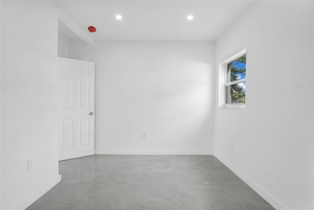 11406 NW 17th Avenue, Miami, FL 33167