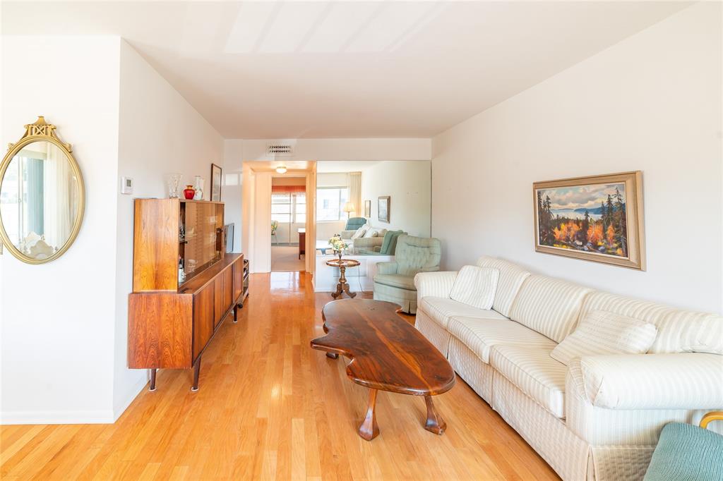 Photo for 3280 Lake Osborne Drive, 206, Lake Worth Beach, FL 33461 - Listing #FX-10432025 3280 Lake Osborne Drive, 206, Lake Worth Beach, FL 33461
