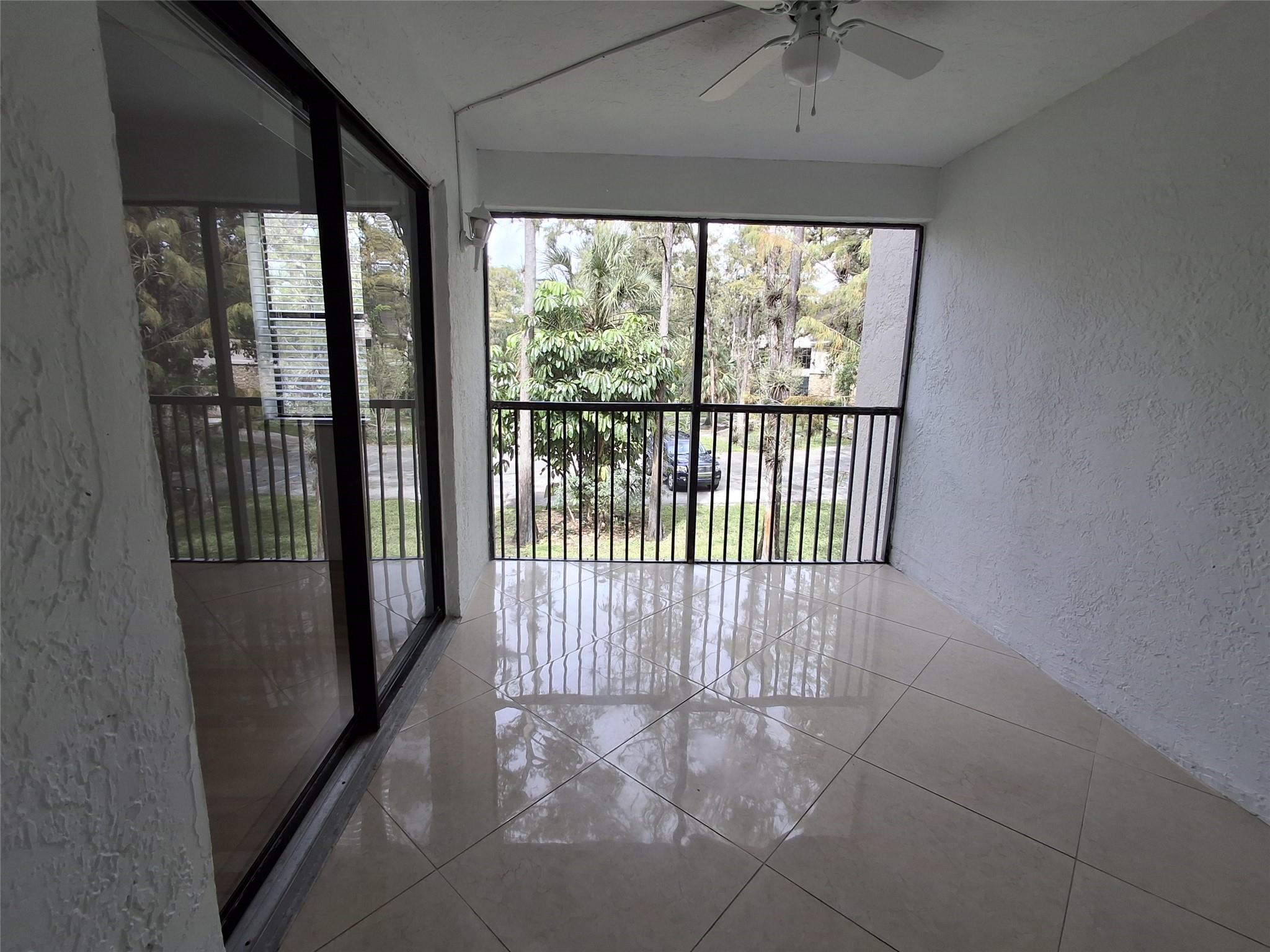 8763 Shadow Wood Boulevard 202, Coral Springs, FL 33071