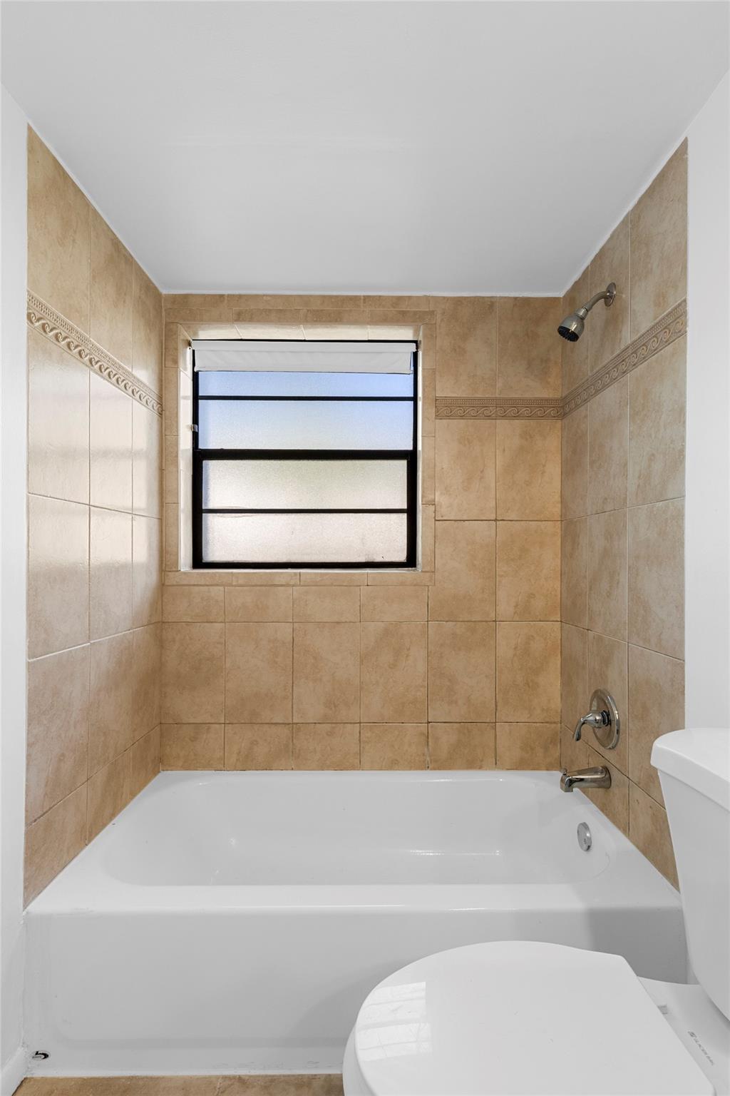 2661 Riverside Drive 2, Coral Springs, FL 33065