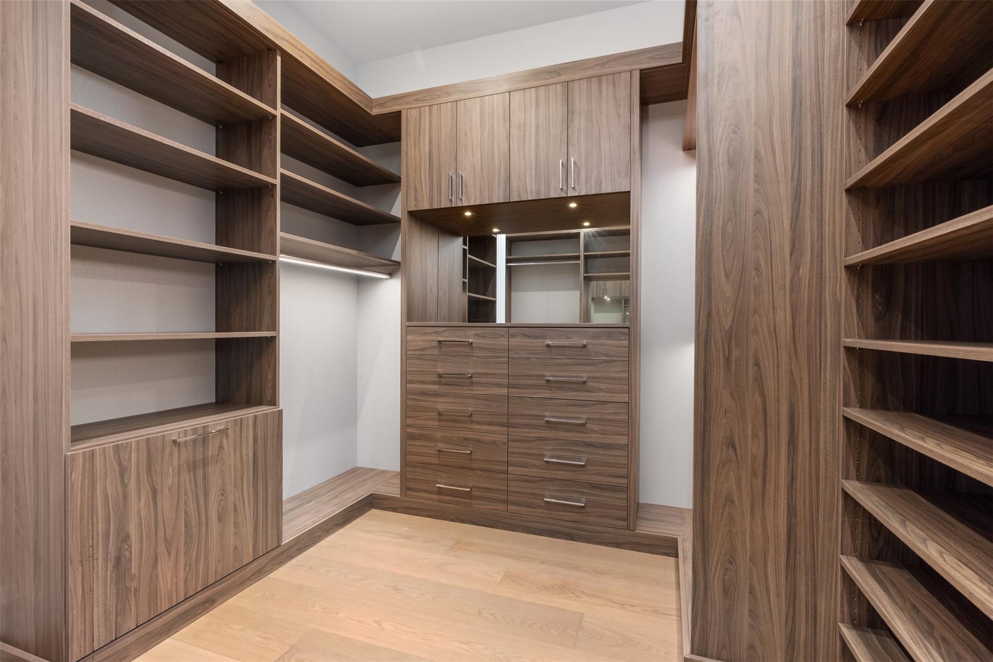 32 Seneca Road, Fort Lauderdale, FL 33308