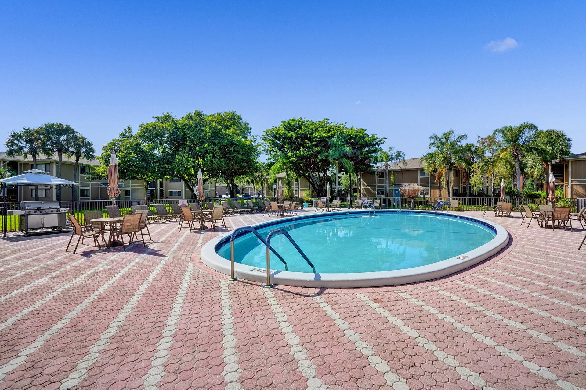 Photo for 7432 Ashmont Circle, 208, Tamarac, FL 33321 - Listing #FX-10525865 7432 Ashmont Circle, 208, Tamarac, FL 33321