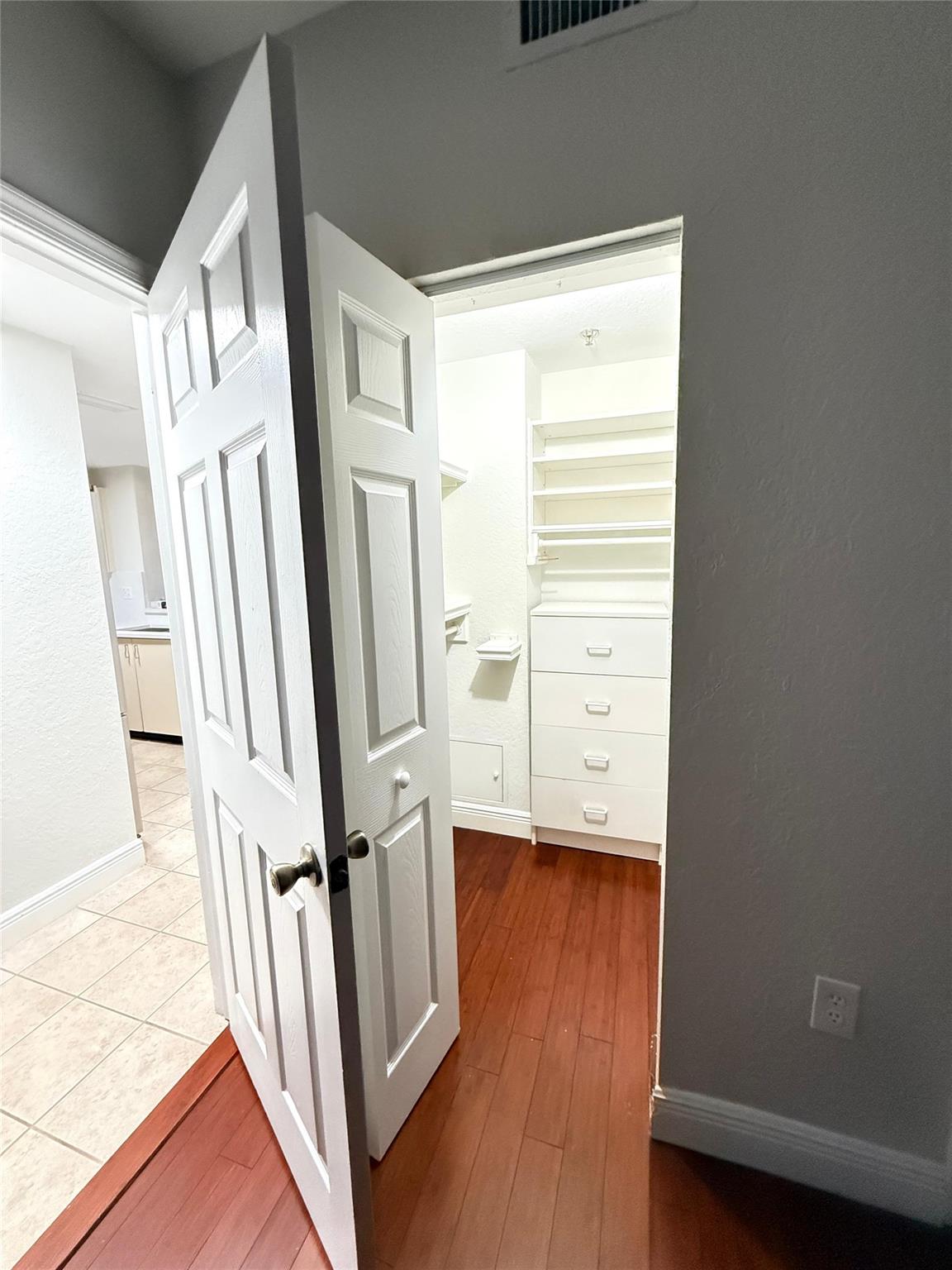 2901 Riverside Drive 102, Coral Springs, FL 33065