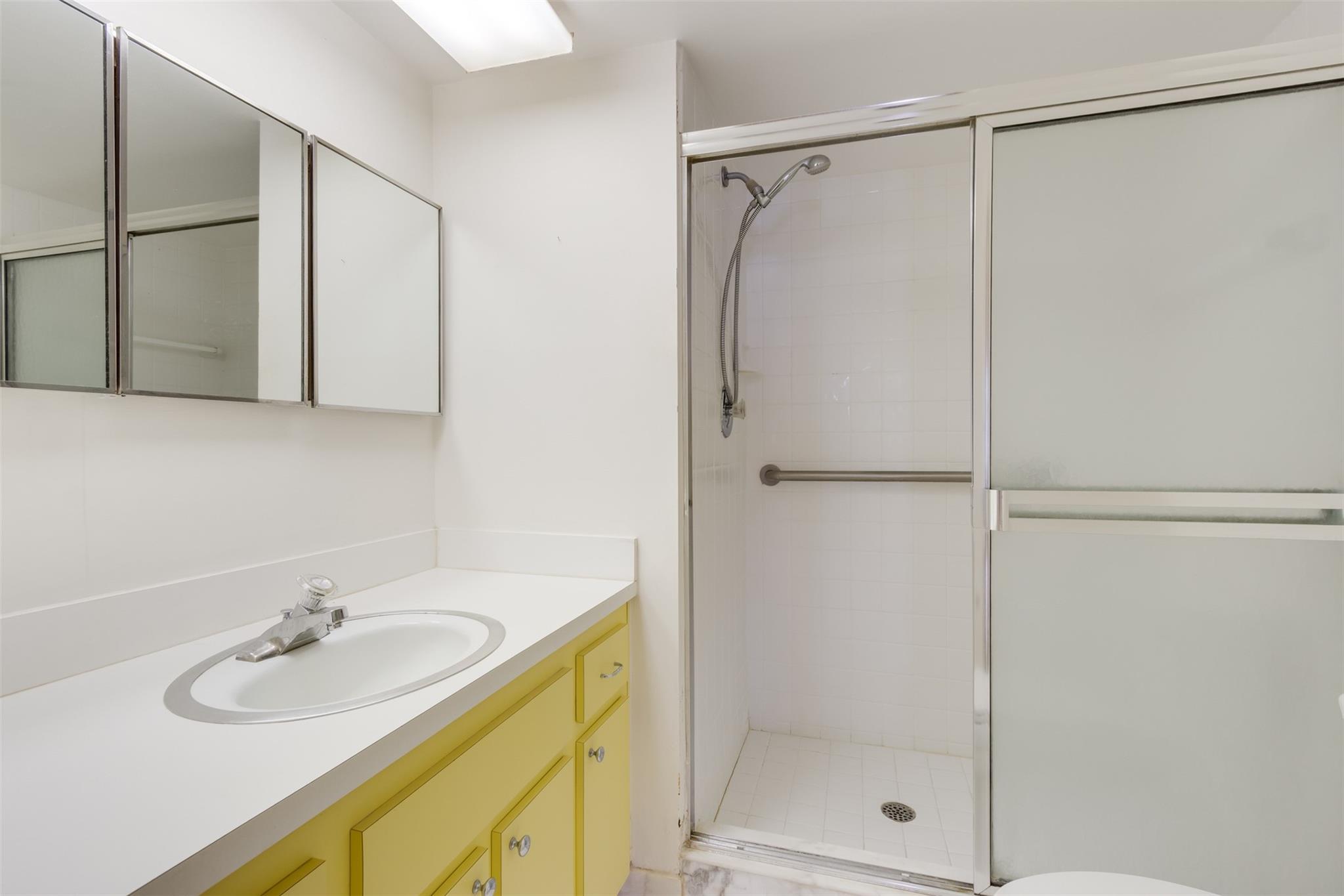 Photo for 4020 Galt Ocean Drive, 1404, Fort Lauderdale, FL 33308 - Listing #FX-10517183 4020 Galt Ocean Drive, 1404, Fort Lauderdale, FL 33308