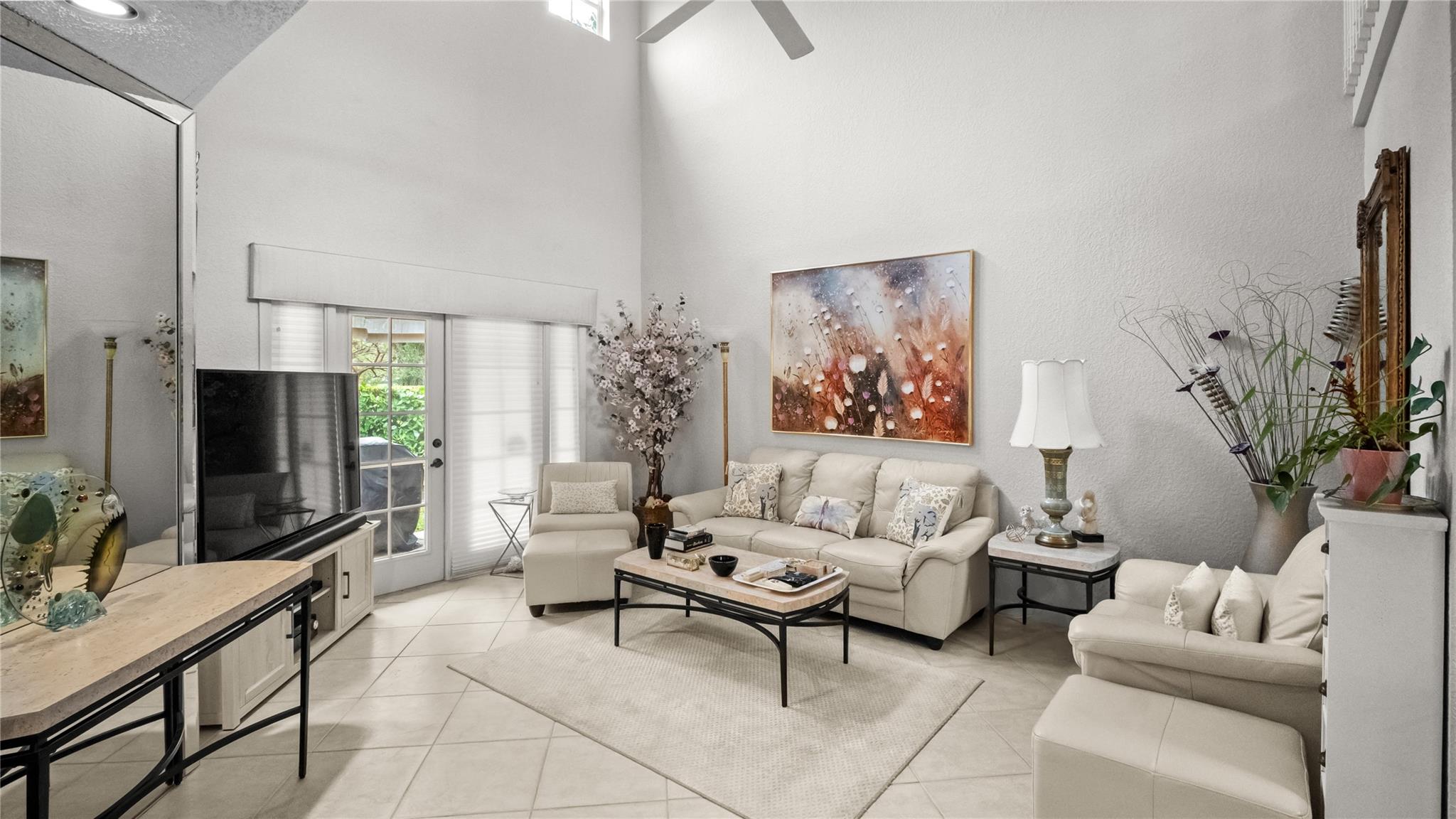 11431 Lakeview Drive 5-C, Coral Springs, FL 33071