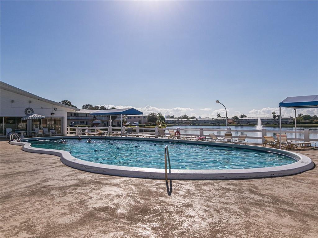 HEATED POOL ON THE LAKE