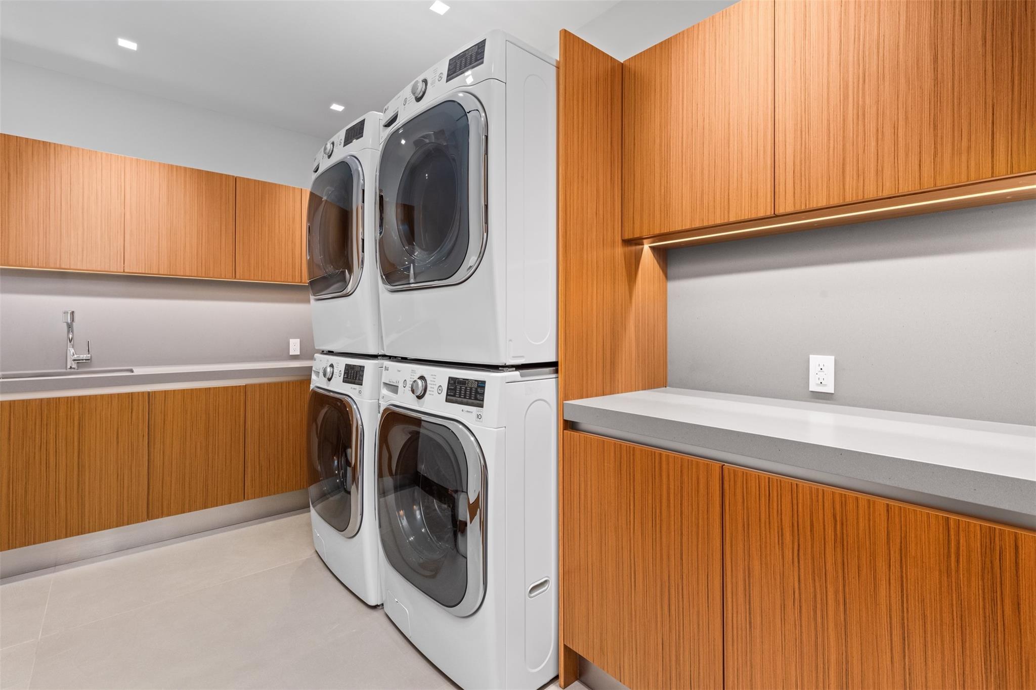 650 Royal Plaza Drive, Fort Lauderdale, FL 33301