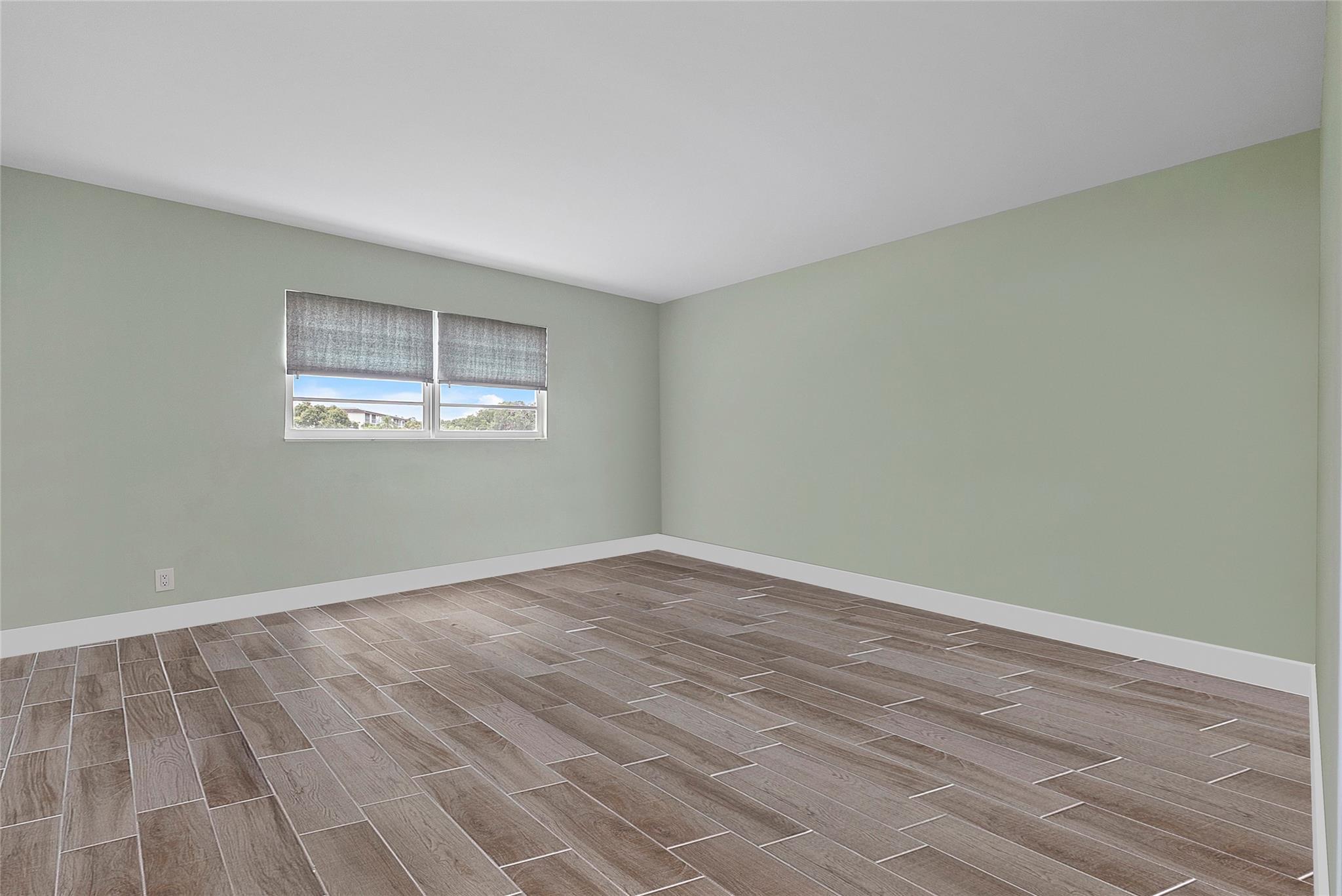 HOW IT LOOKS UNFURNISHED