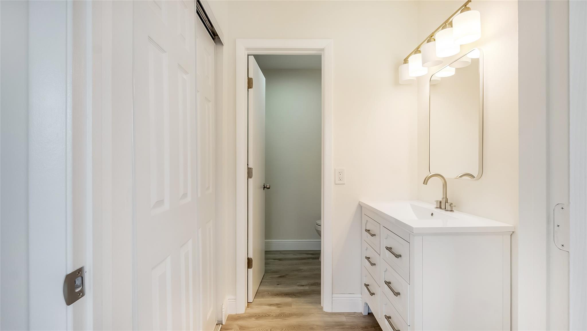 11477 NW 39th Court 301-1, Coral Springs, FL 33065