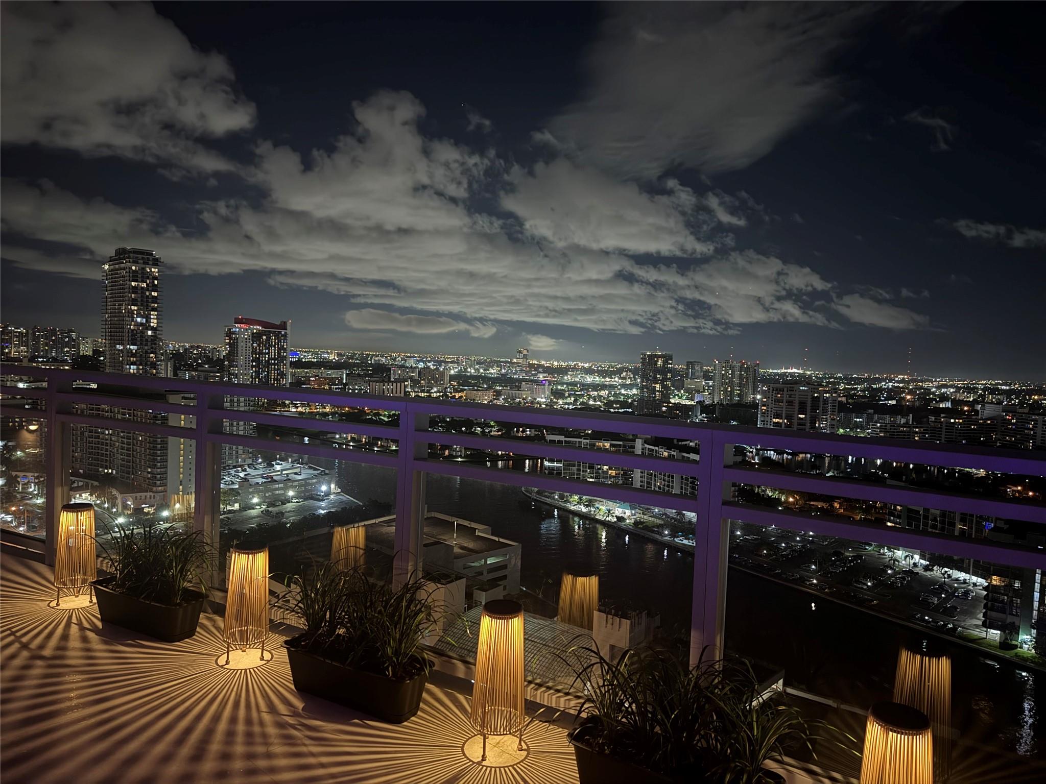 Photo for 3535 S Ocean Drive, 2605, Hollywood, FL 33019 - Listing #FX-10526434 3535 S Ocean Drive, 2605, Hollywood, FL 33019