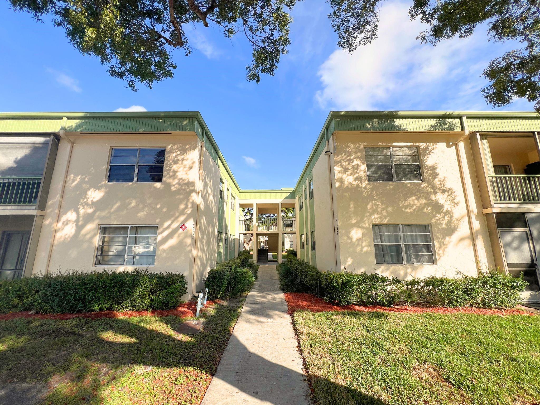 Photo for 4152 NW 90th Avenue 206, Coral Springs, FL 33065 - Listing #FX-10540012 4152 NW 90th Avenue 206, Coral Springs, FL 33065