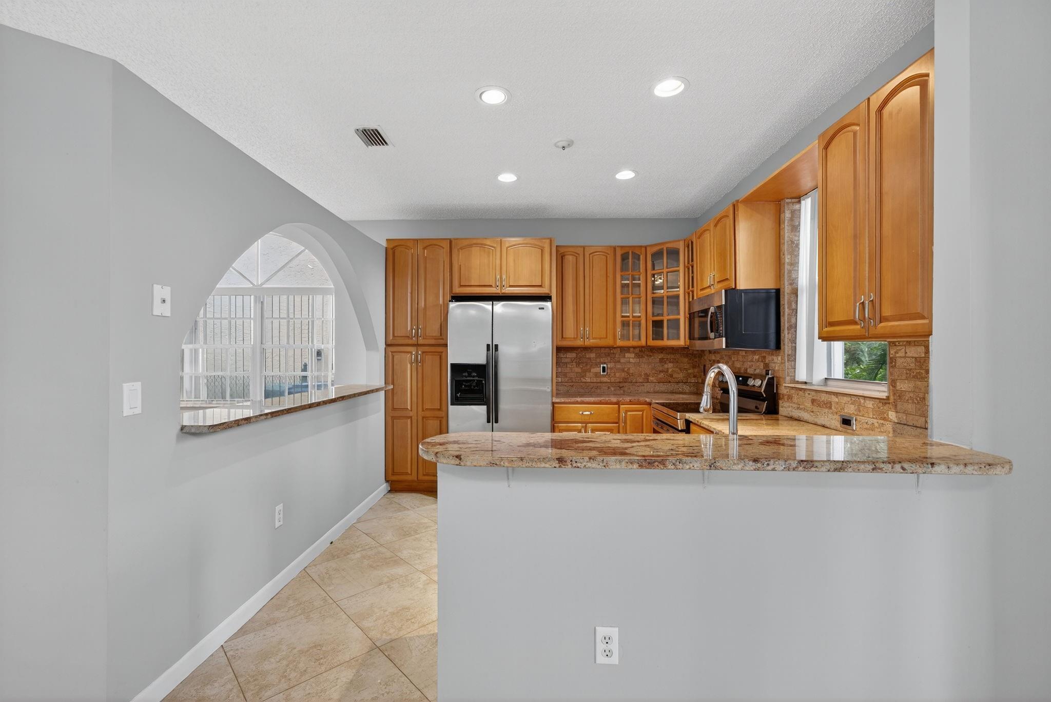 8743 NW 6th Court, Coral Springs, FL 33071