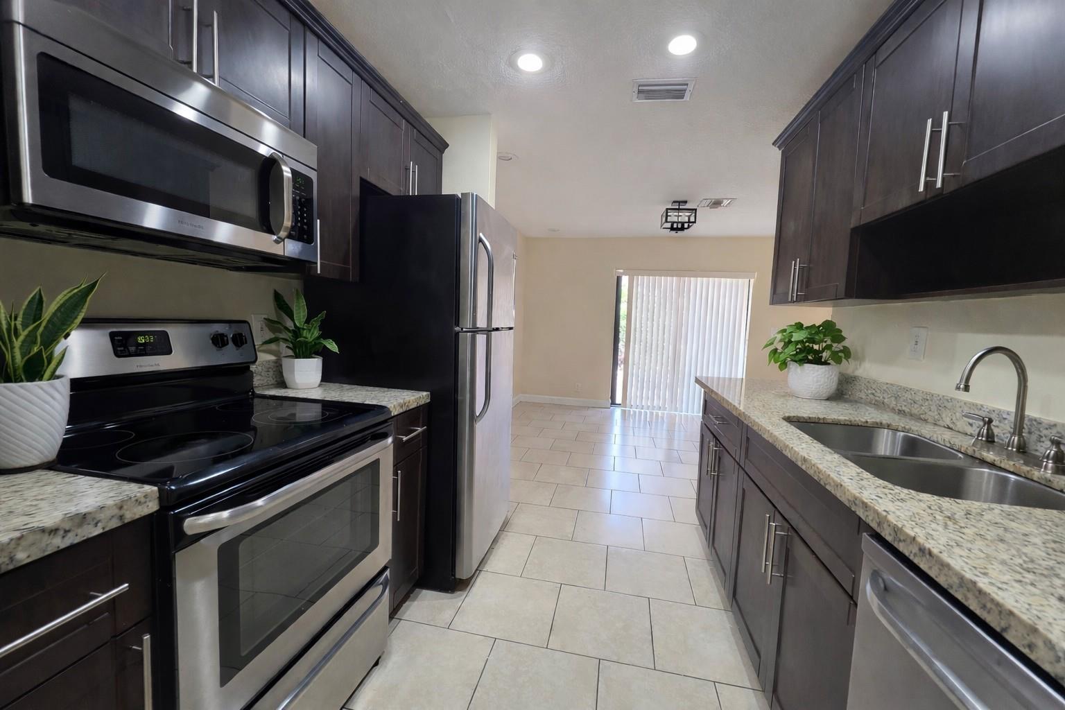 3591 NW 78th Lane, Coral Springs, FL 33065