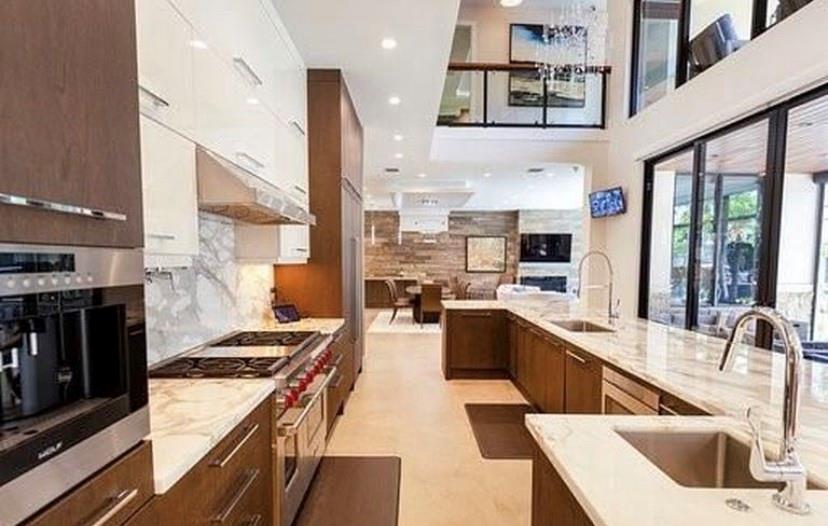 615 Royal Plaza Drive, Fort Lauderdale, FL 33301