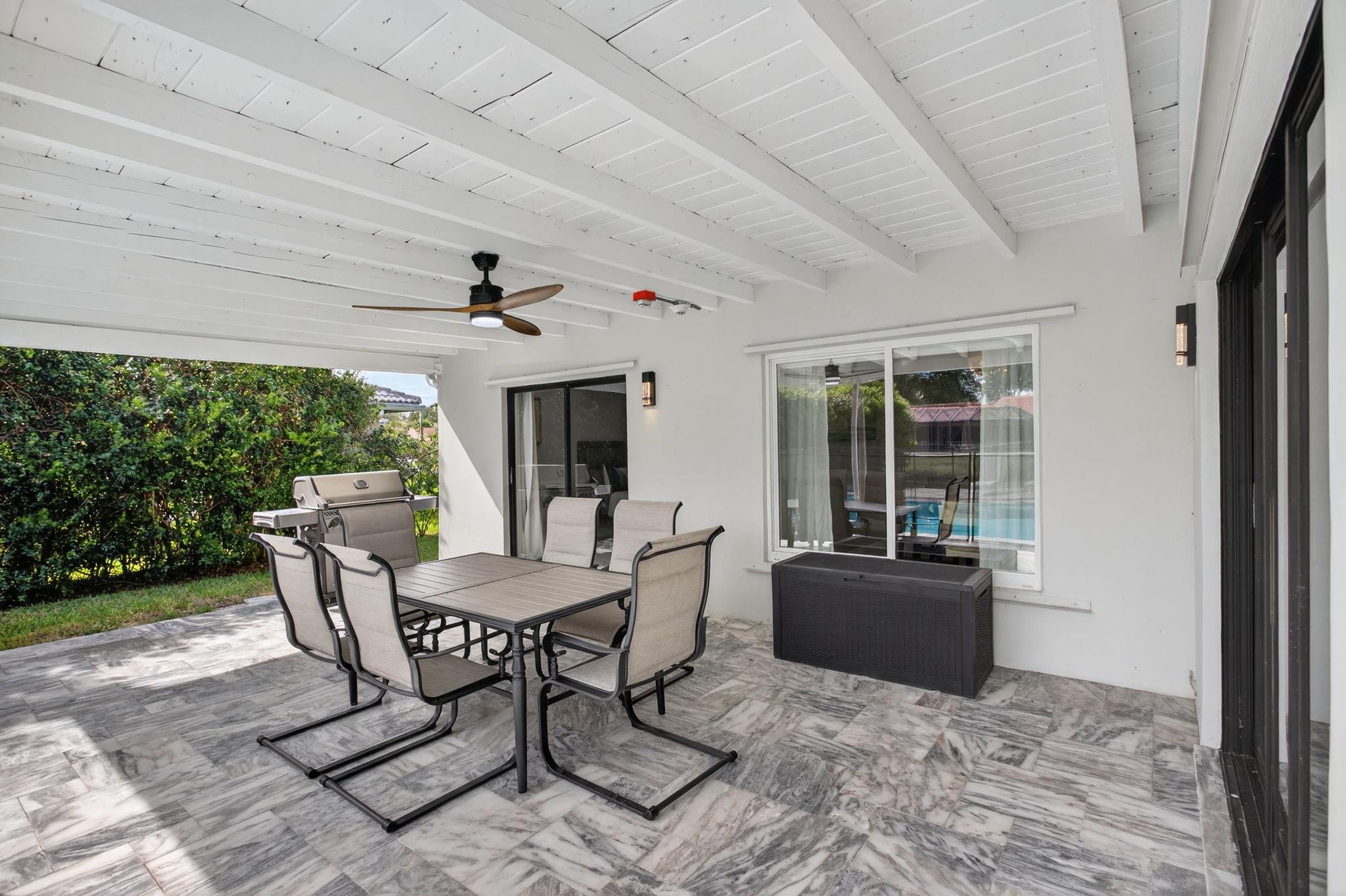 2421 NW 114th Avenue, Coral Springs, FL 33065