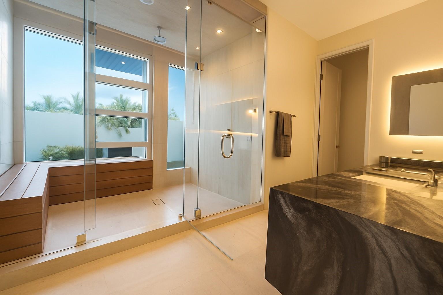 10 Pelican Drive, Fort Lauderdale, FL 33301