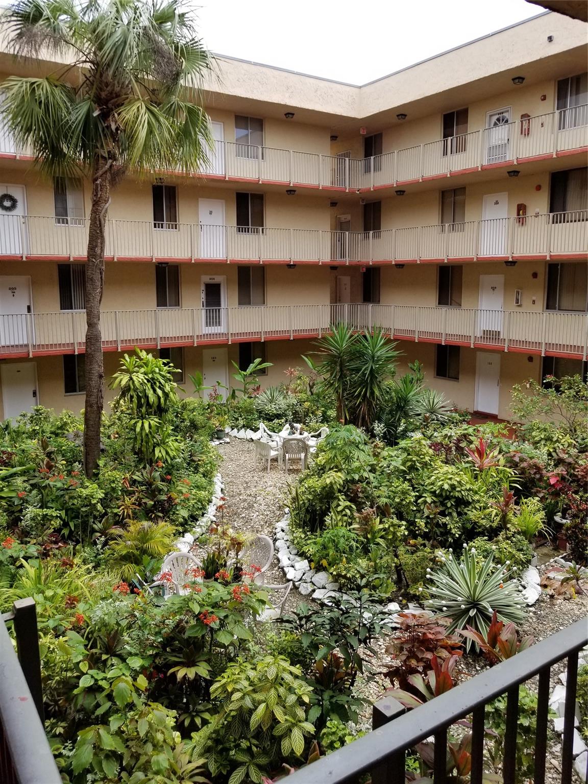 Photo for 2830 Somerset Drive, Fort Lauderdale, FL 33311 - listing #FX-10532064 2830 Somerset Drive, Fort Lauderdale, FL 33311