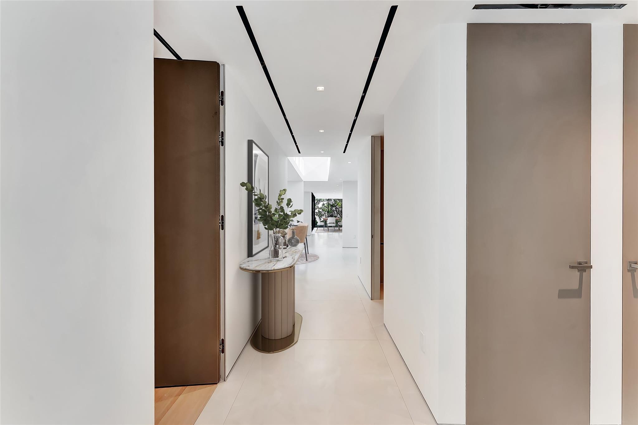 2130 S Miami Avenue, Miami, FL 33129