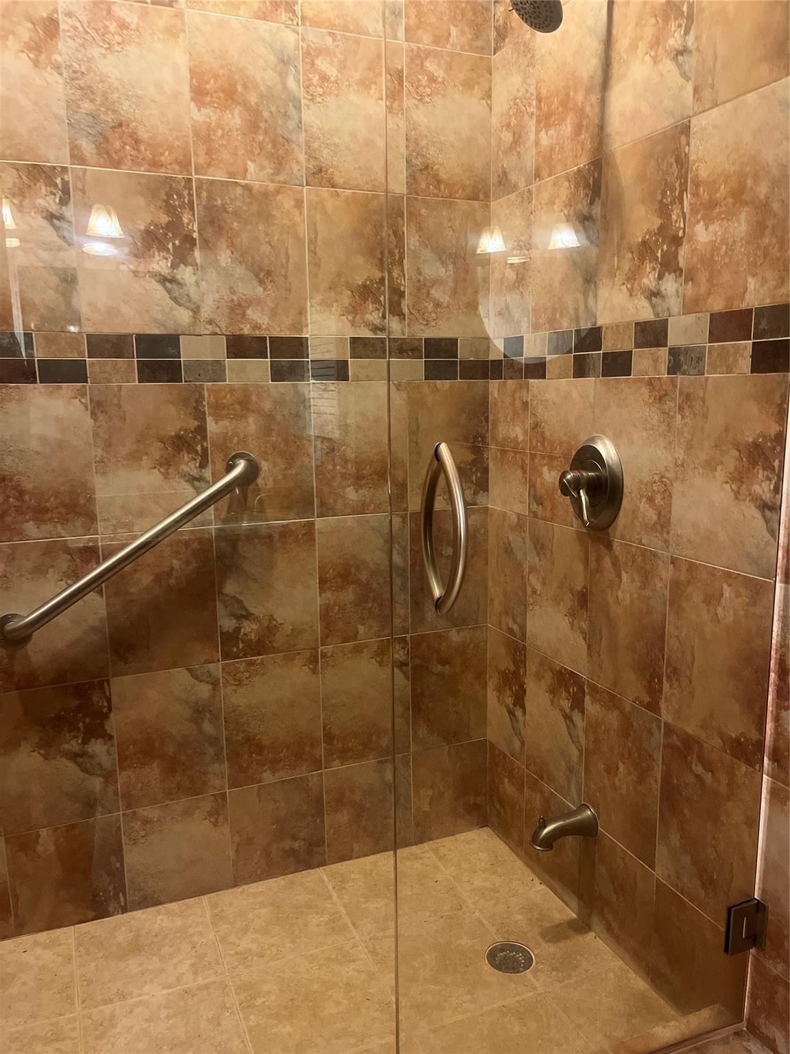 Photo for 8620 SW 12 Street, Pembroke Pines, FL 33025 - Listing #FX-10517624 8620 SW 12 Street, Pembroke Pines, FL 33025